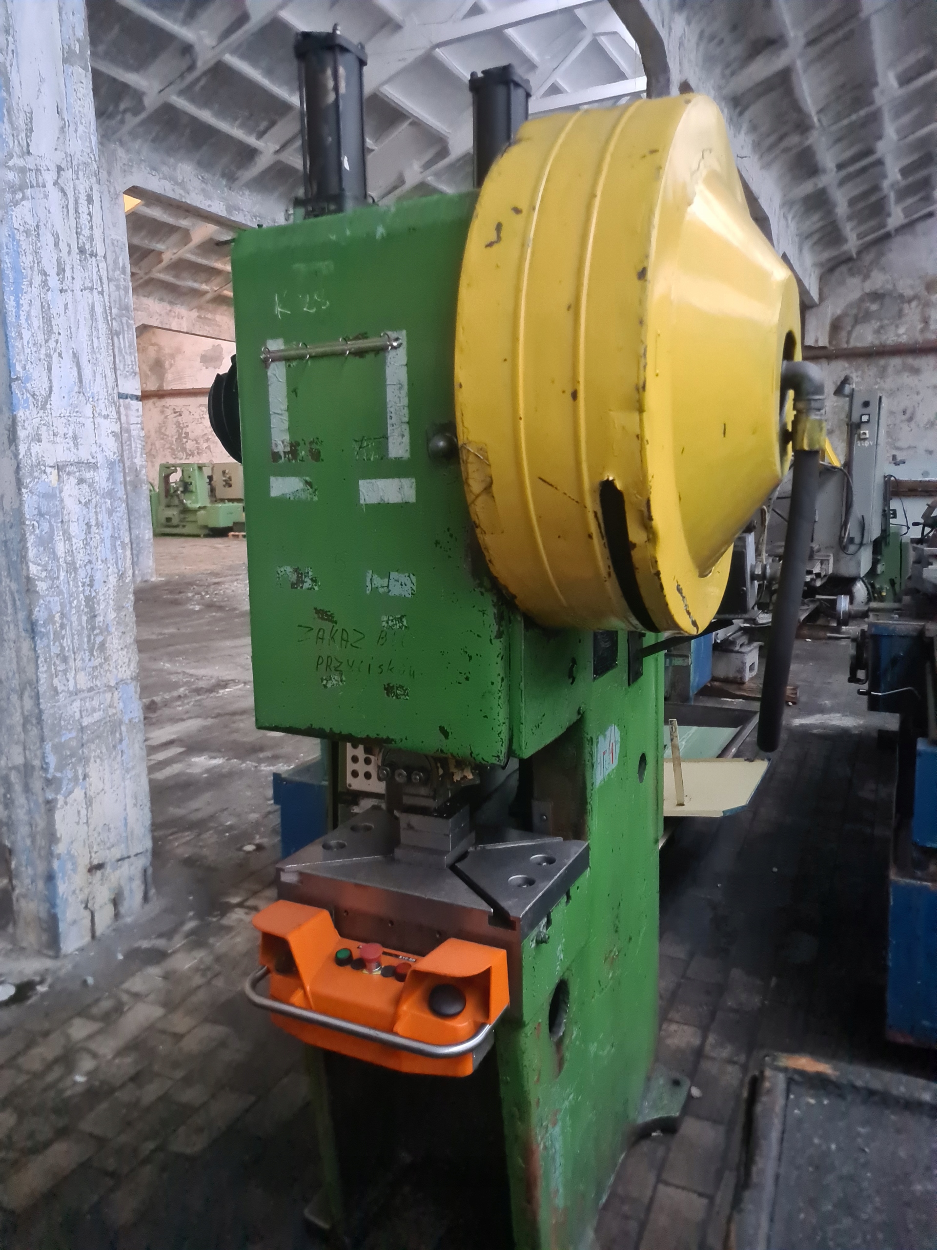 Prasa mimośrodowa 25 Ton KD 2124 Marka CCCP