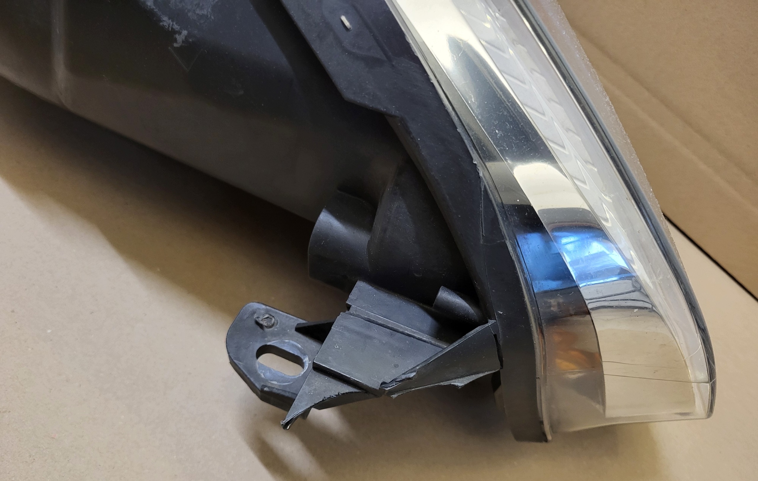 far lijevi prednji dio REFLEKTOR motorić CITROEN 4 PICASSO OE