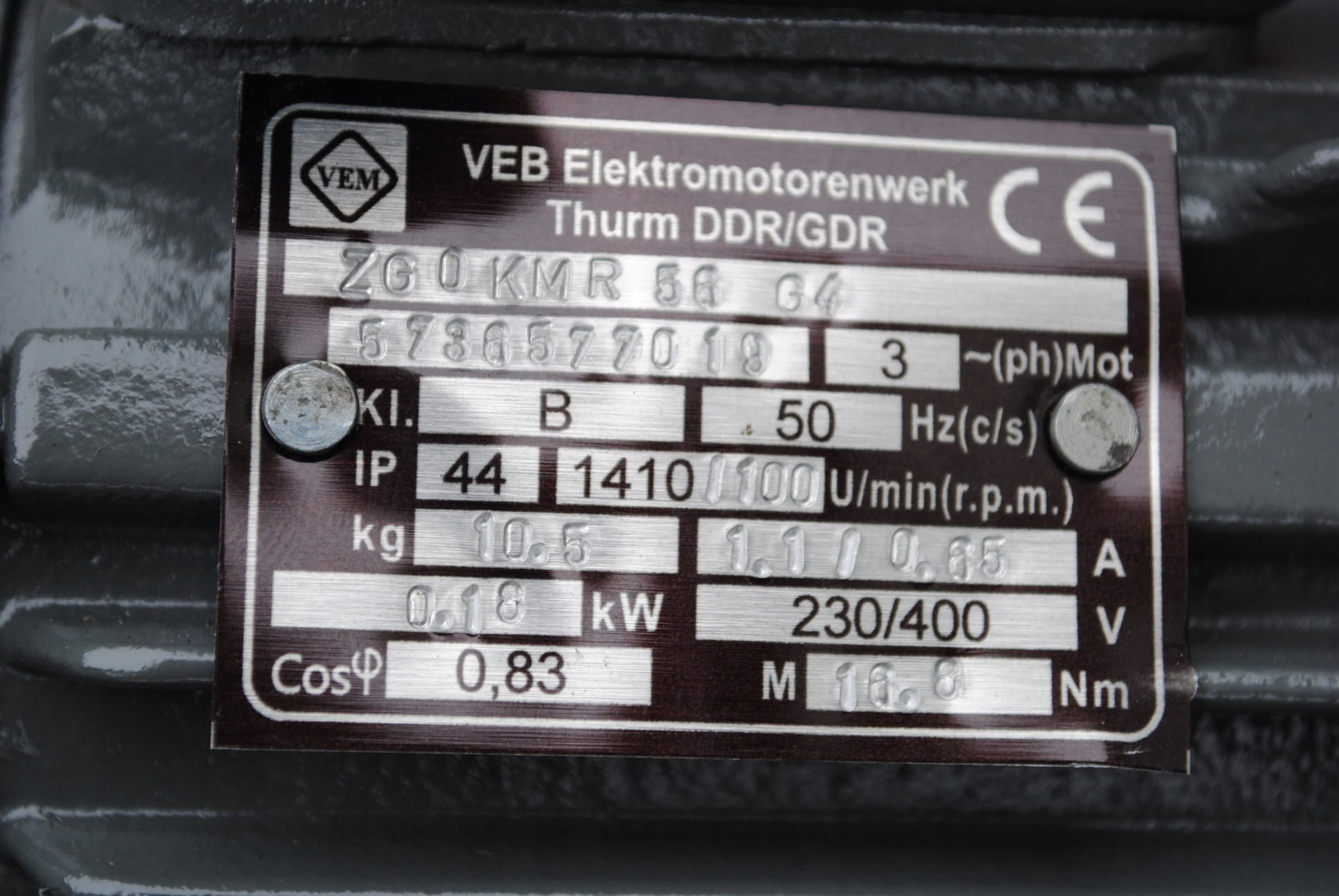 Motoreduktor 0.18kw. 100obr./min.. Firmy VEM Marka VEM