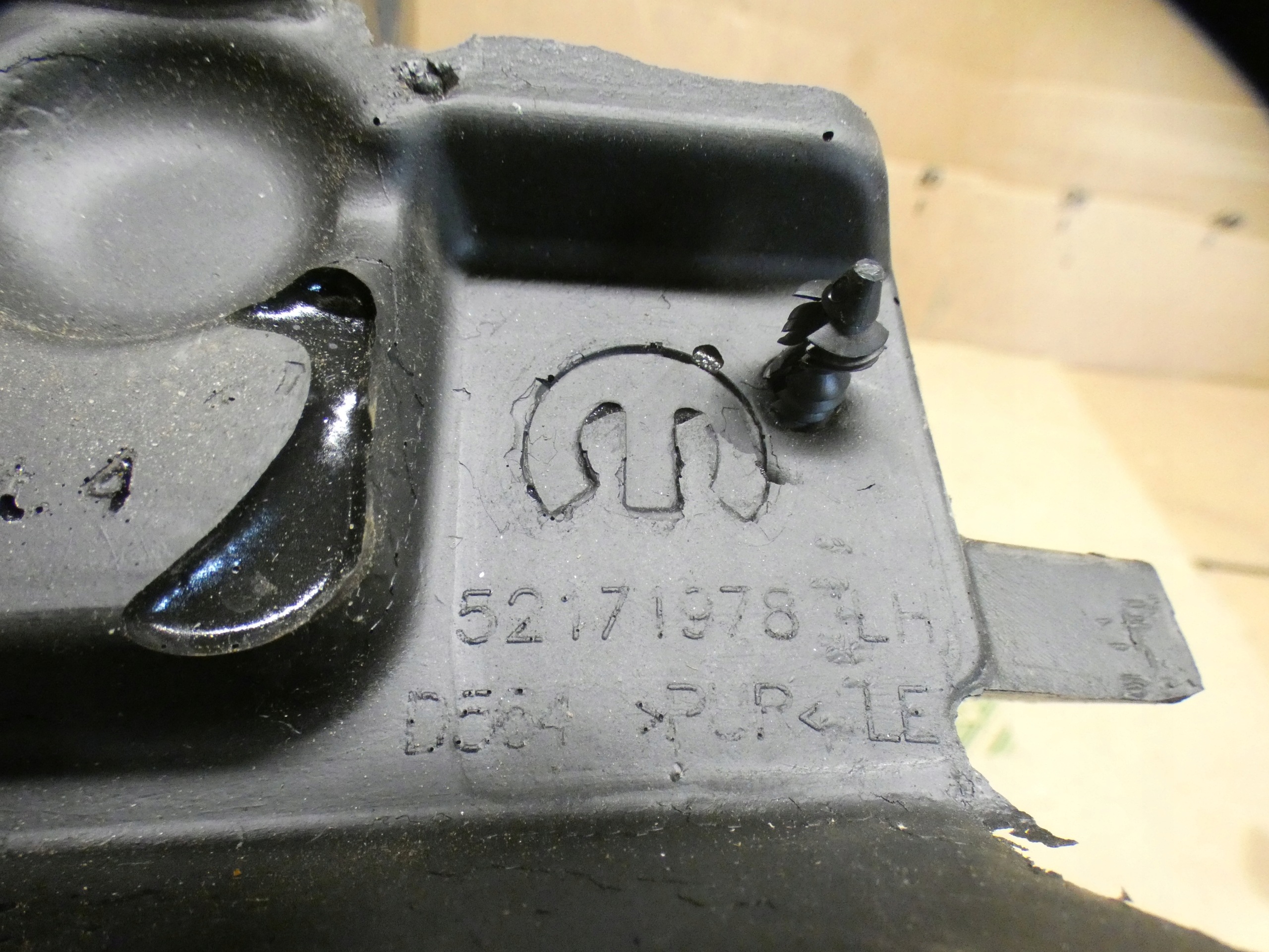 cover under the window left right JEEP AVENGER 52171978