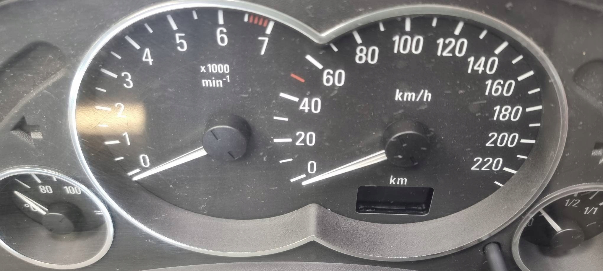 dials clock 13140266MP OPEL MERIVA A