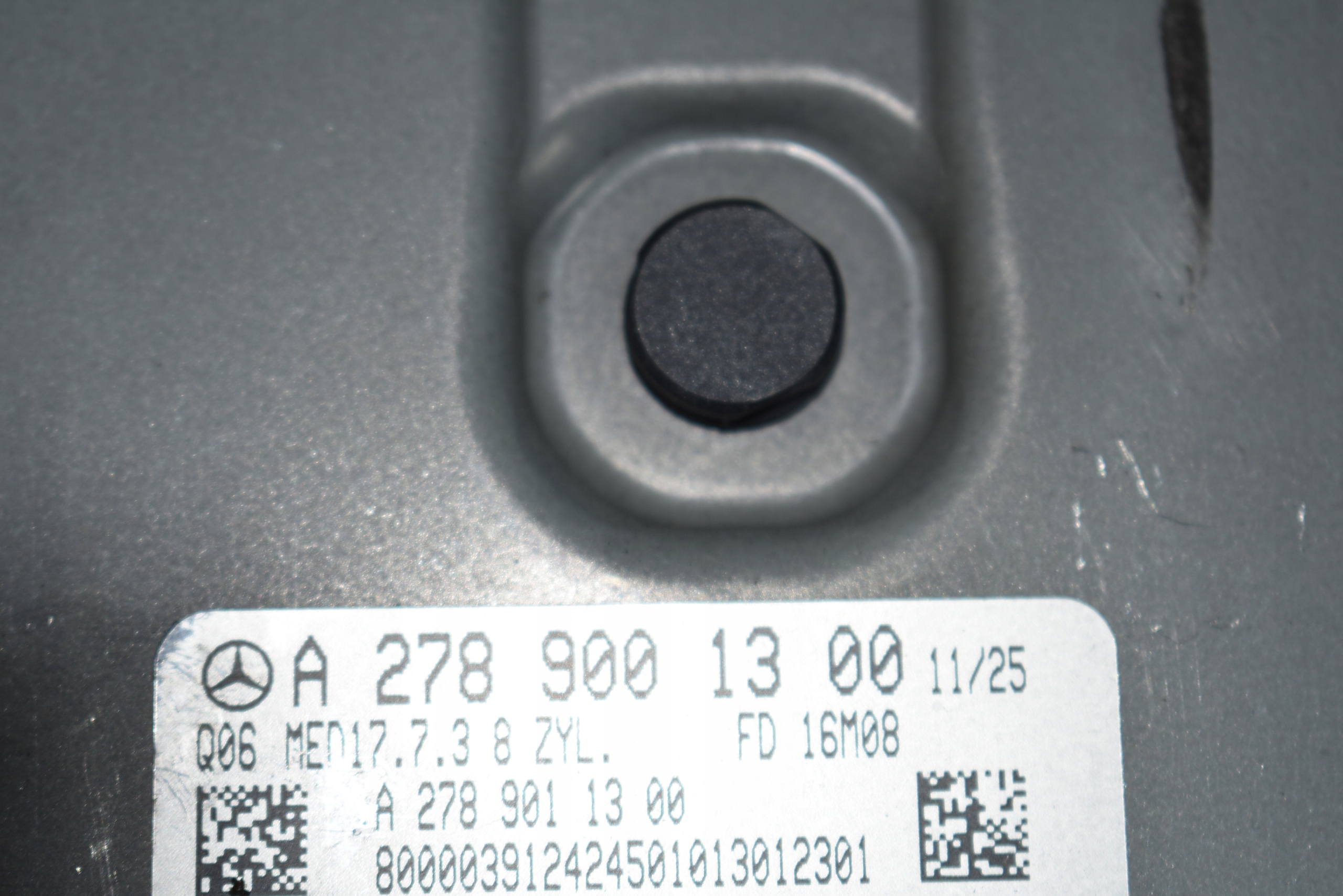 IDEALNY control unit of the engine MERCEDES 1