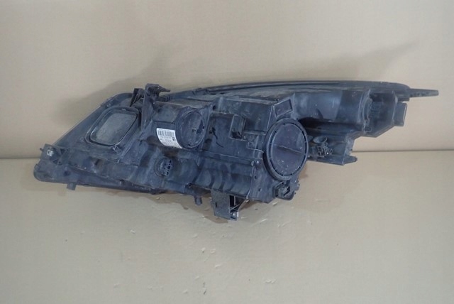 LAMPA PRAWA REFLEKTOR PRAWY OPEL ZAFIRA C 12-16R Strona zabudowy prawa