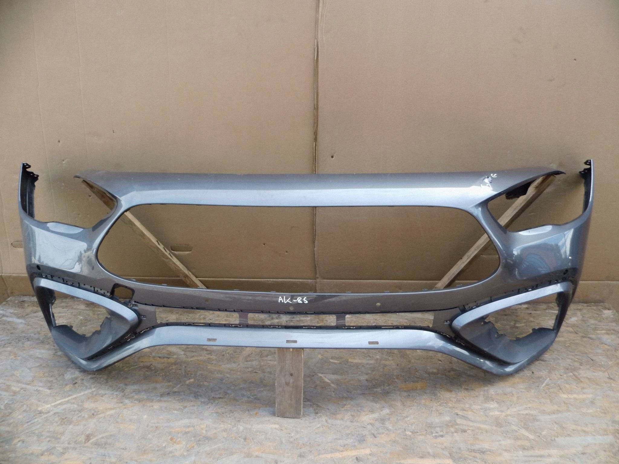Mercedes-Benz GLA II 247 AMG LIFT bumper front front