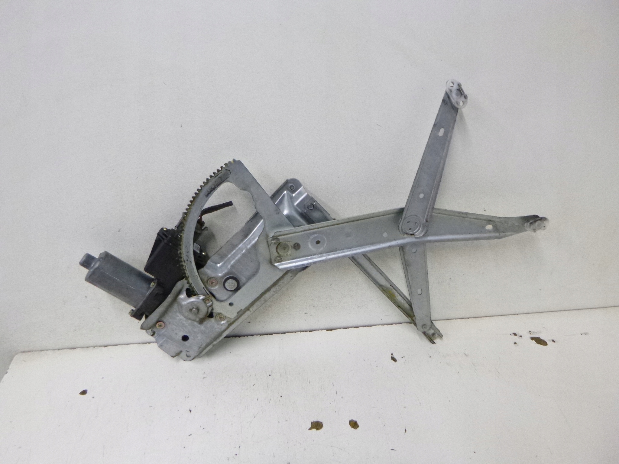 MÉCANISME VITRE AVANT DROITE OPEL VECTRA B 95-02R.