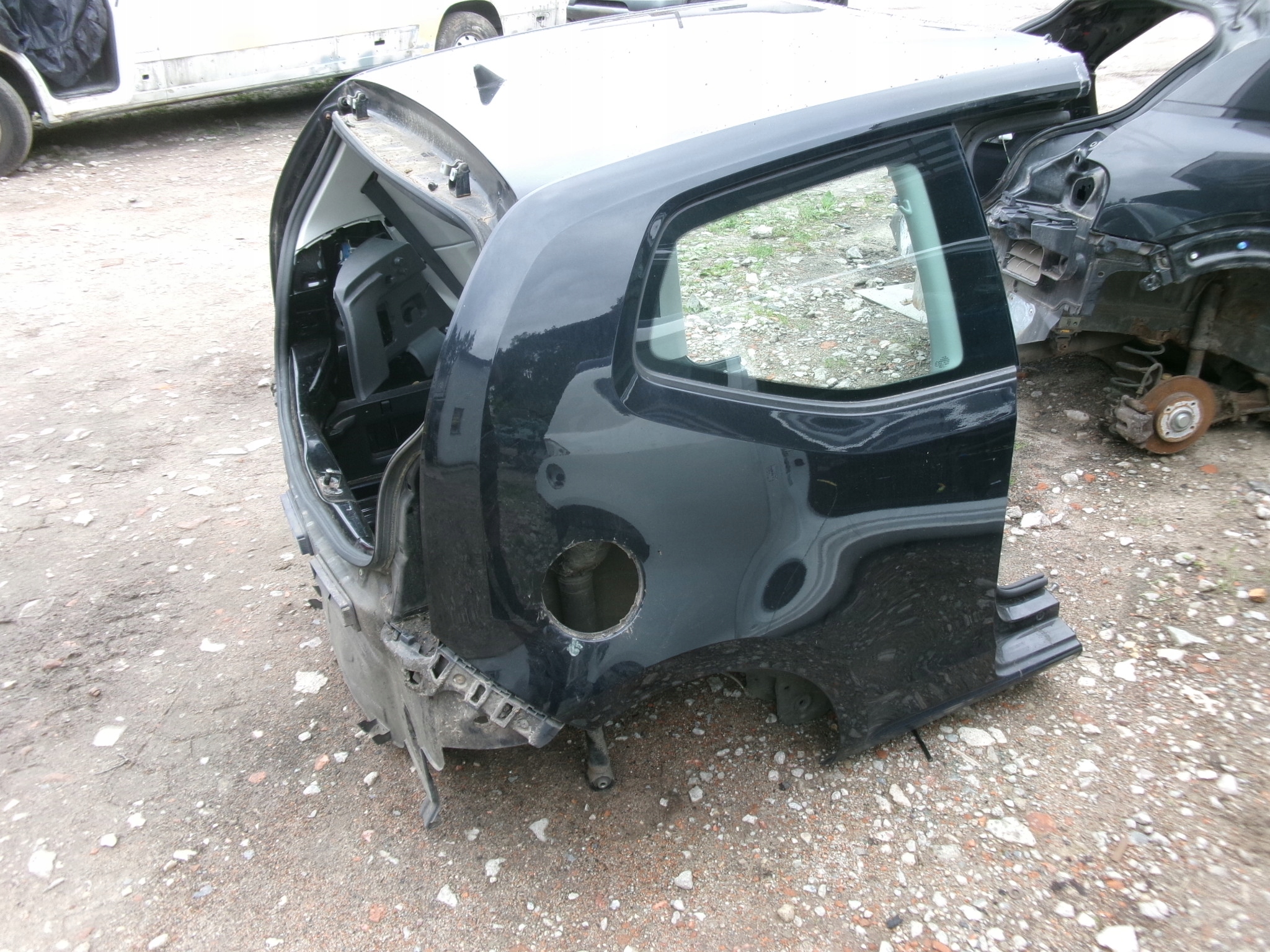 VW UP CITIGO PAS TYŁ WANNA BŁOTNIKI KOMPLET 3D