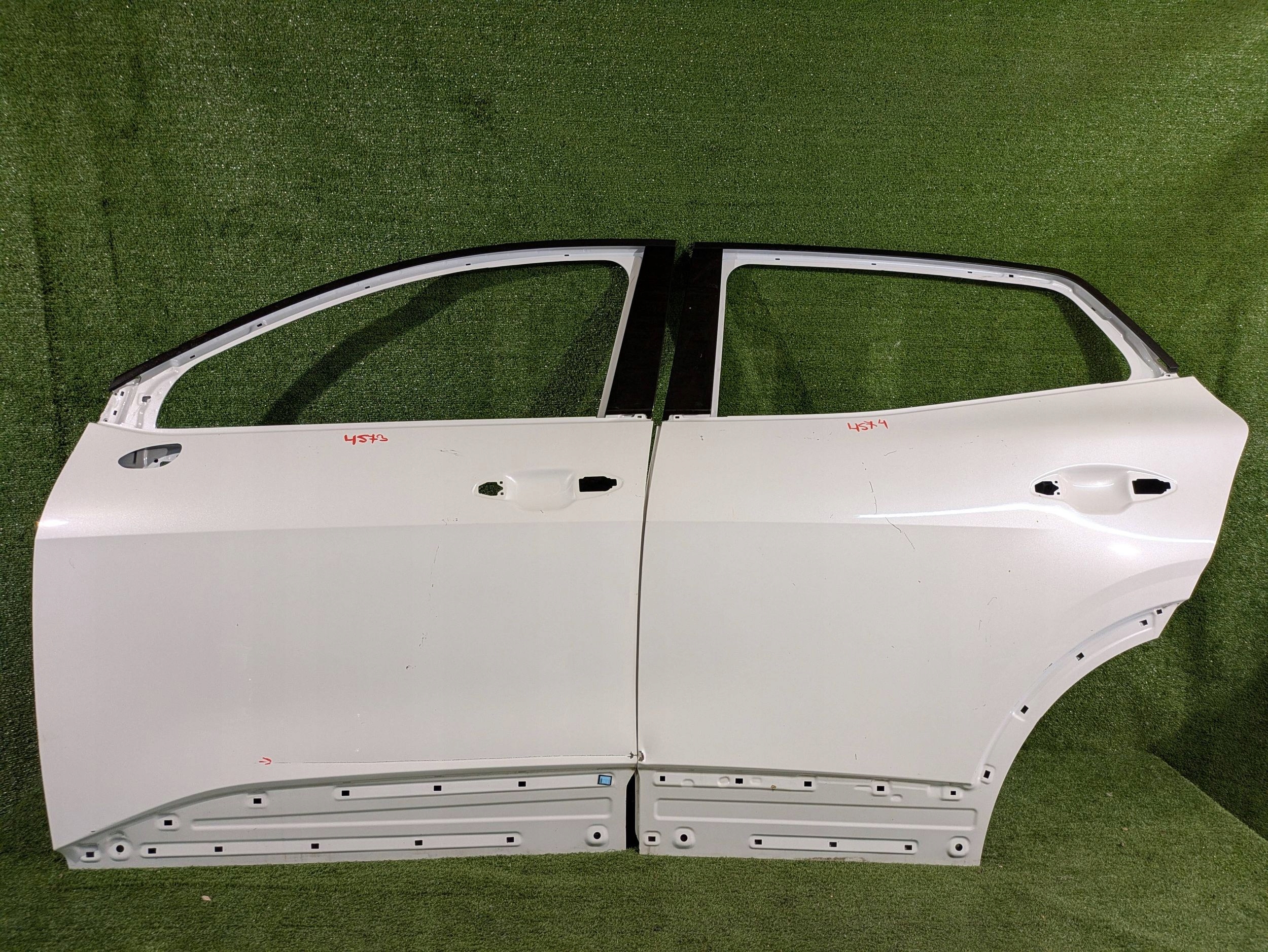 door rear. left left rear part KIA SPORTAGE V NR.4574