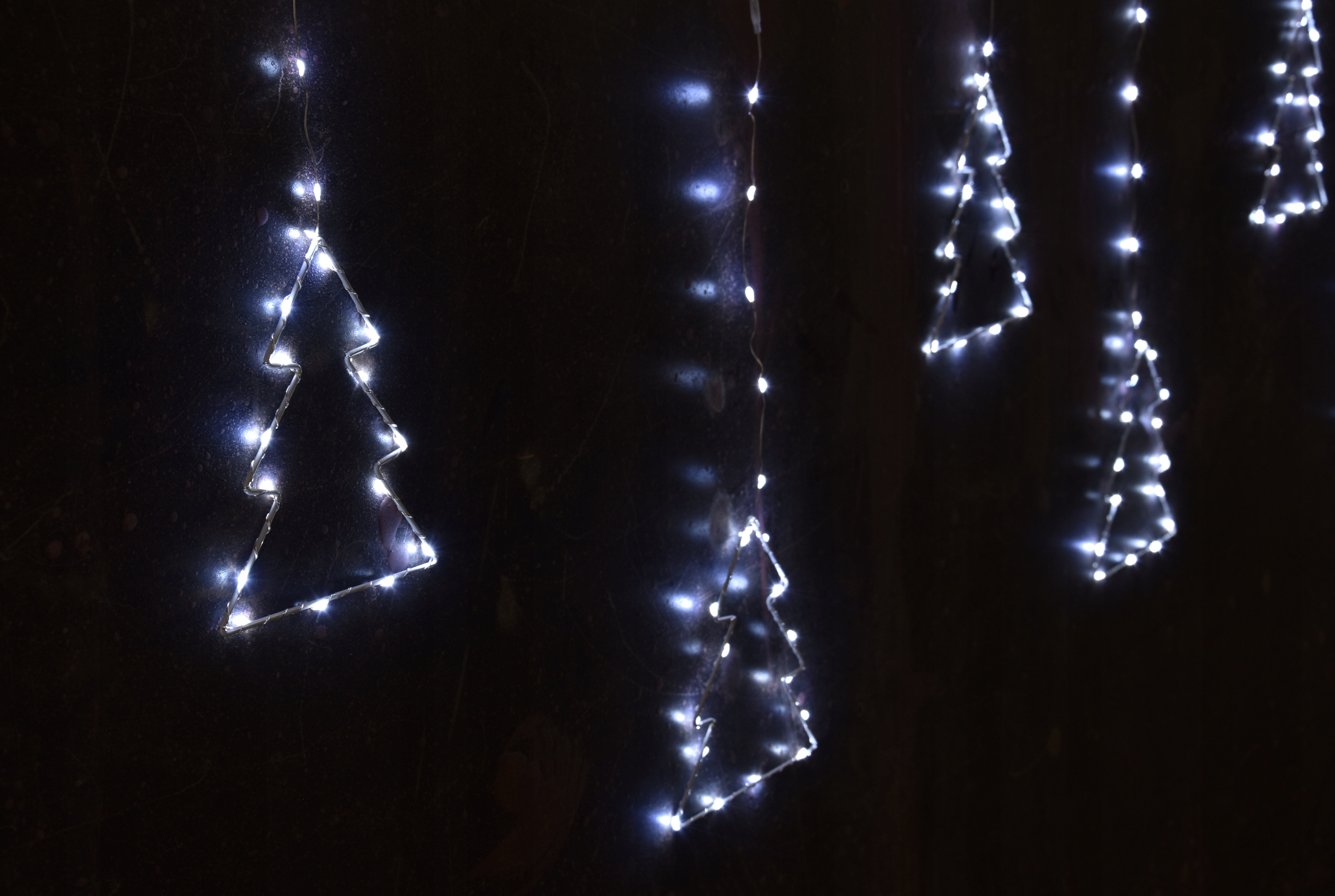 Girlanda Opona 160 Vánoční Stromek Bílý Studený