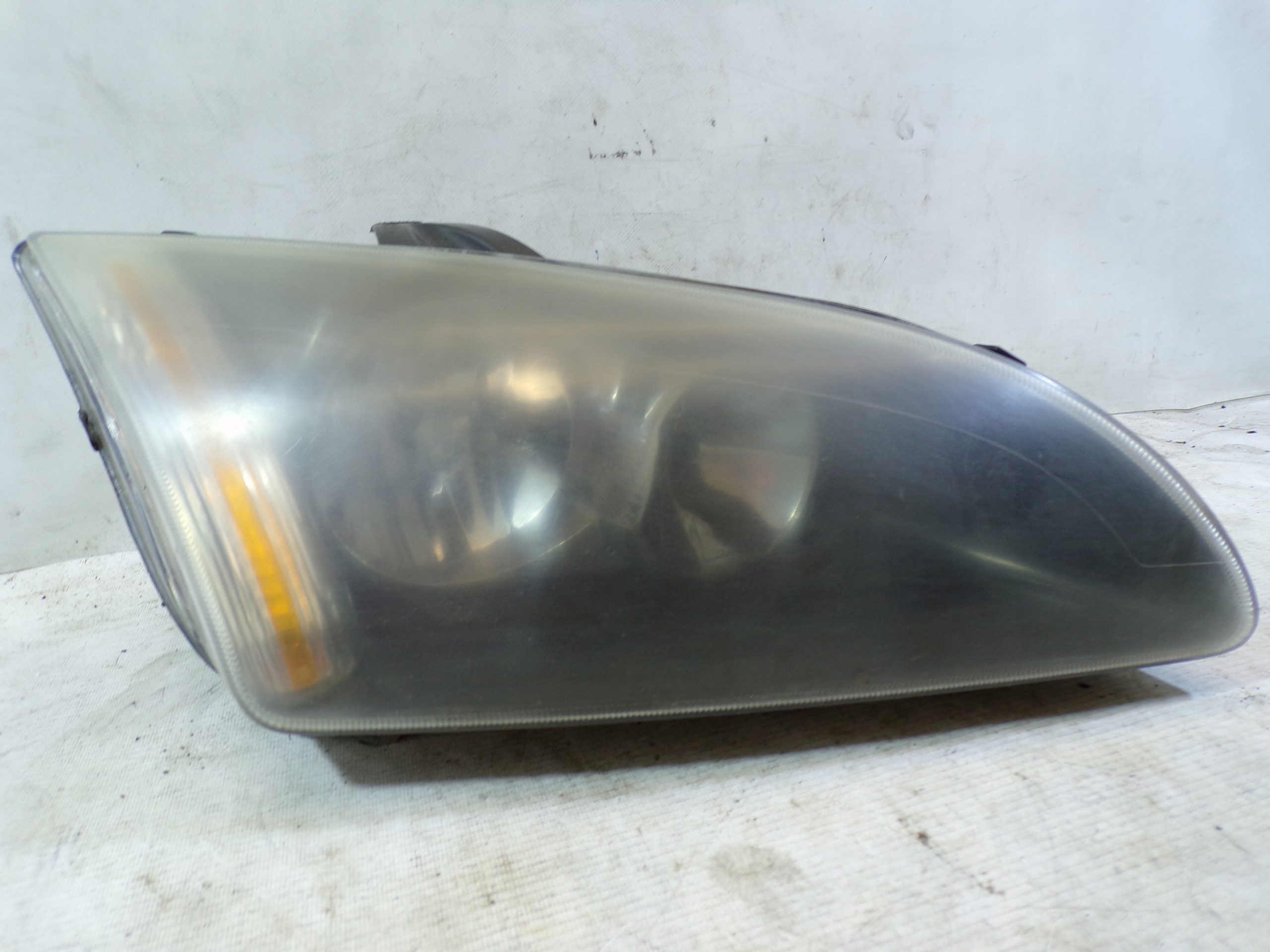 light front front right FORD FOCUS 2 II black (1) (K)