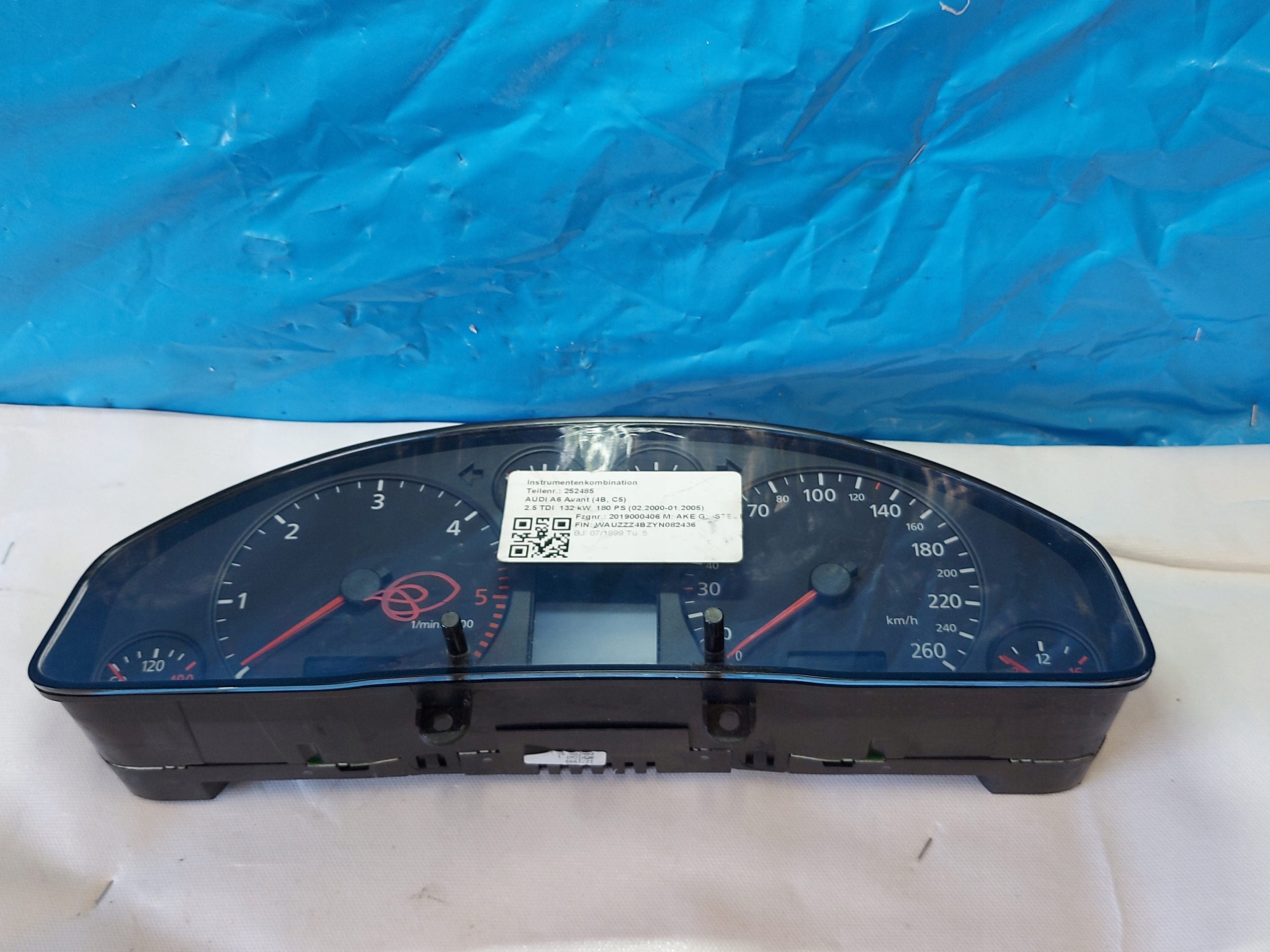 dials clock A6 C5 2.5 TDI 4BO920931M