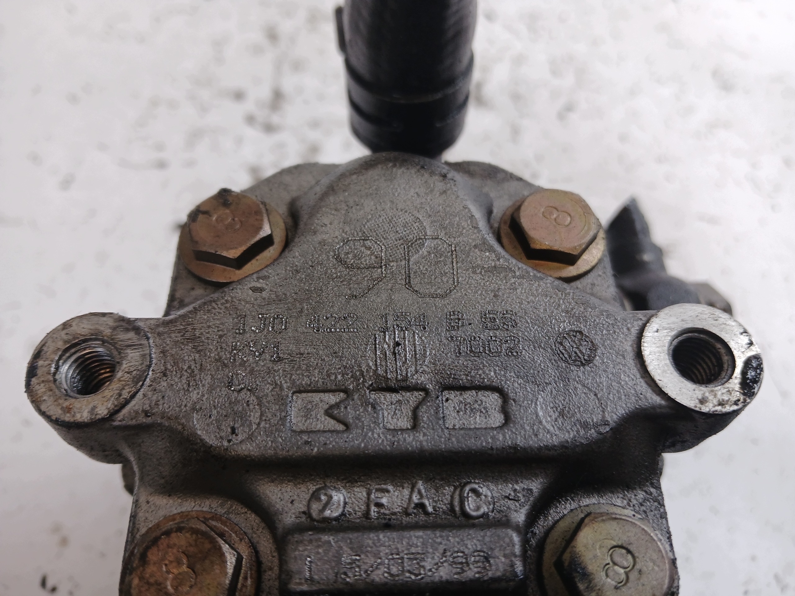 VW GOLF IV BORA OCTAVIA e 1.4 1.6 pompa servosterzo 1J0422154B 90 BAR 97-06