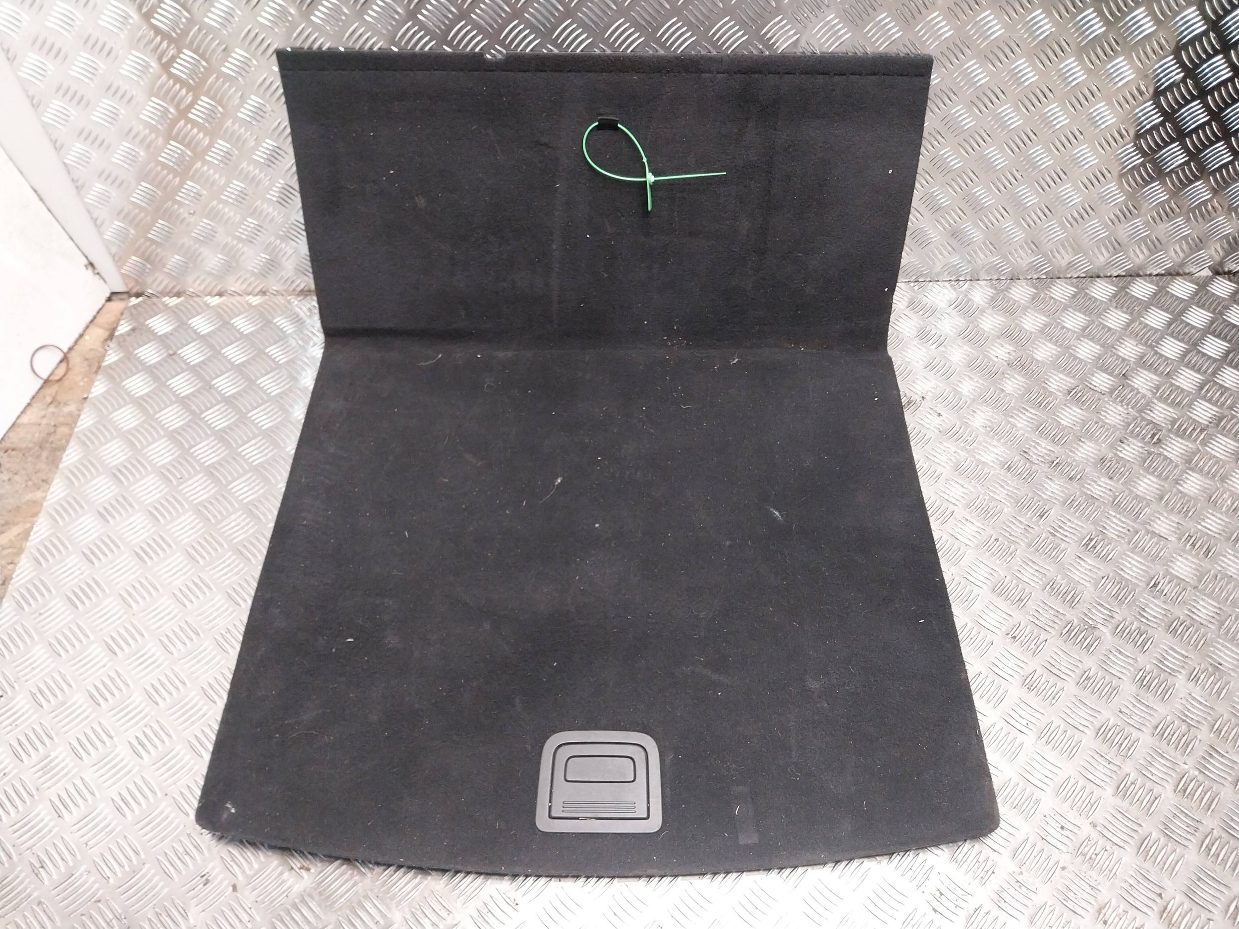 mats floor boot 8W8863463C AUDI A4 B9 8W SPORTBACK