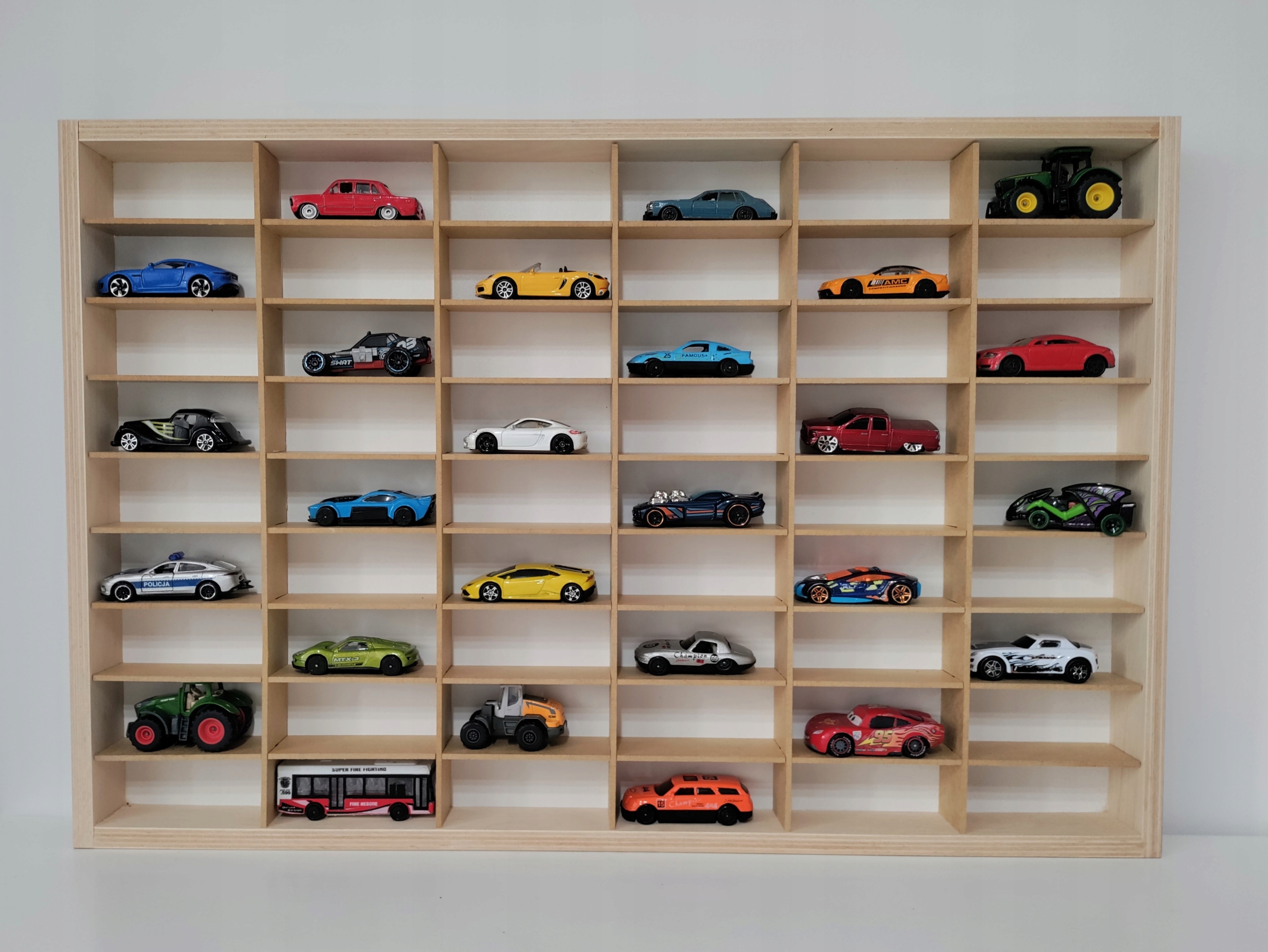

54 Hot Wheels Półka na resoraki autka 60x40