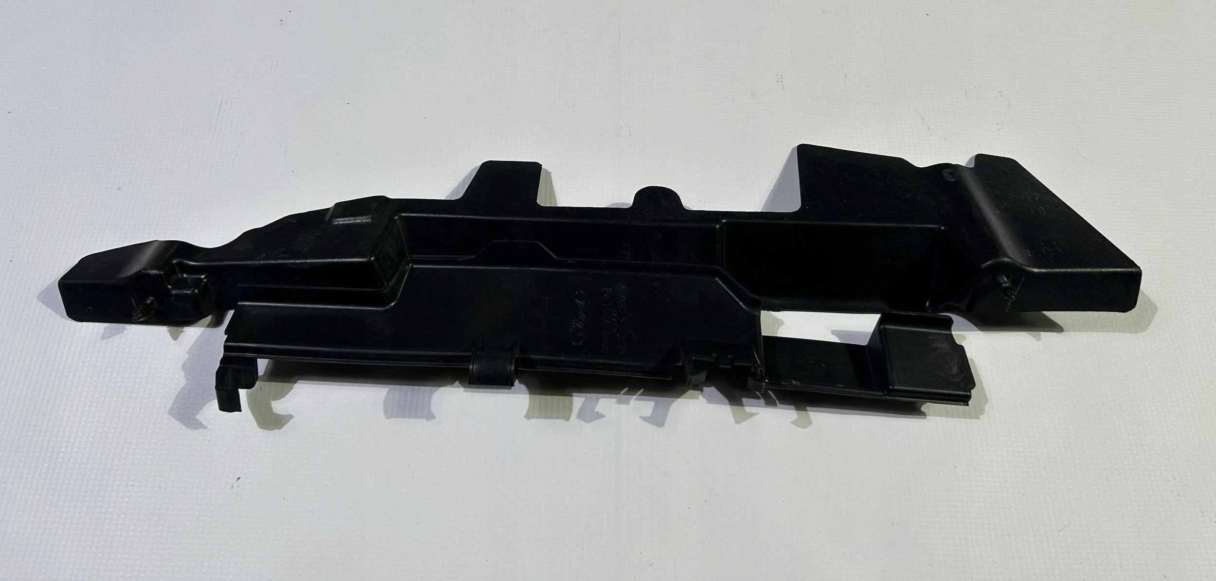intake drain air duct air line right Ford Flex 2013