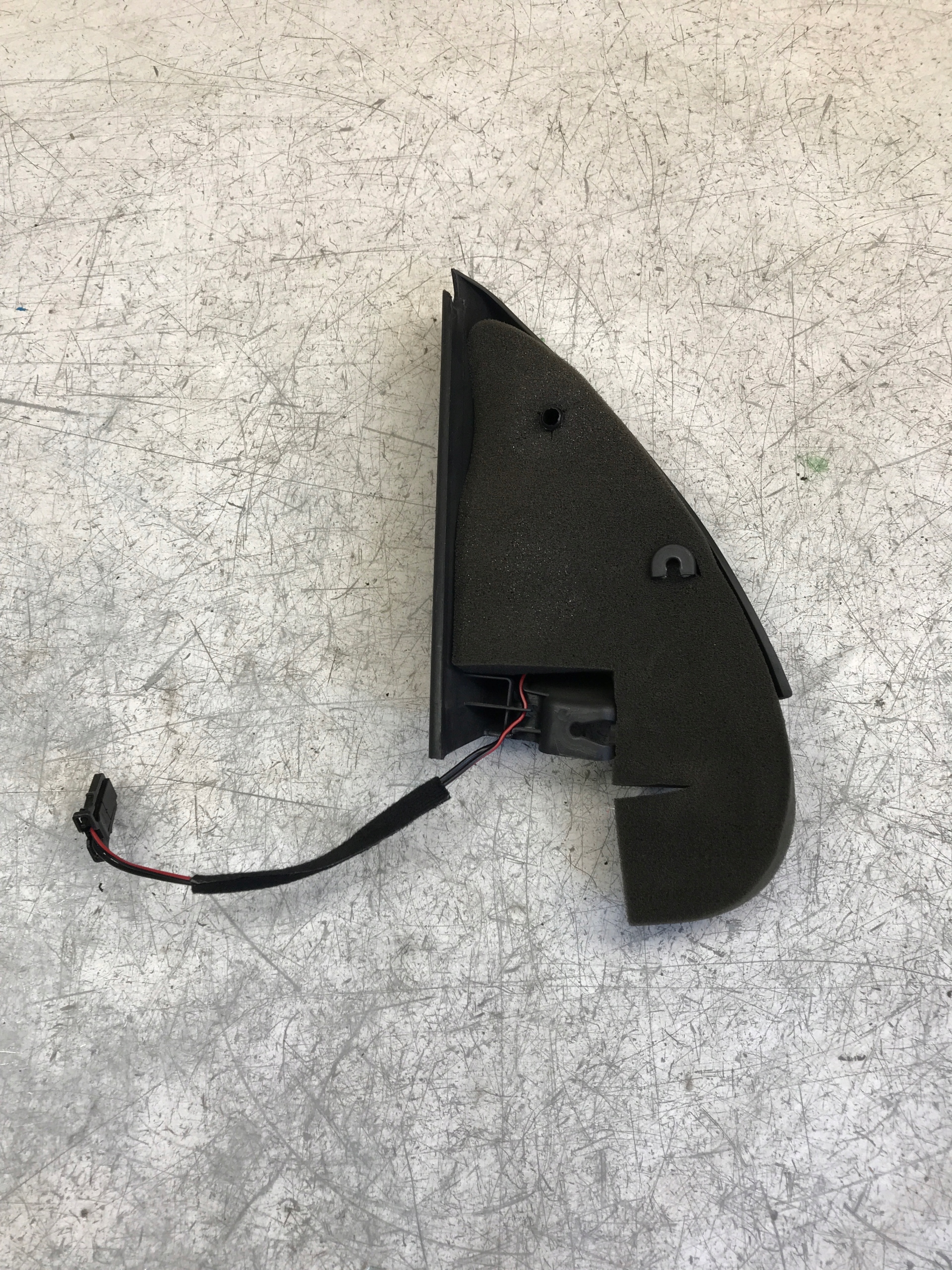speaker spoiler right front VW TIGUAN 5N0837994B
