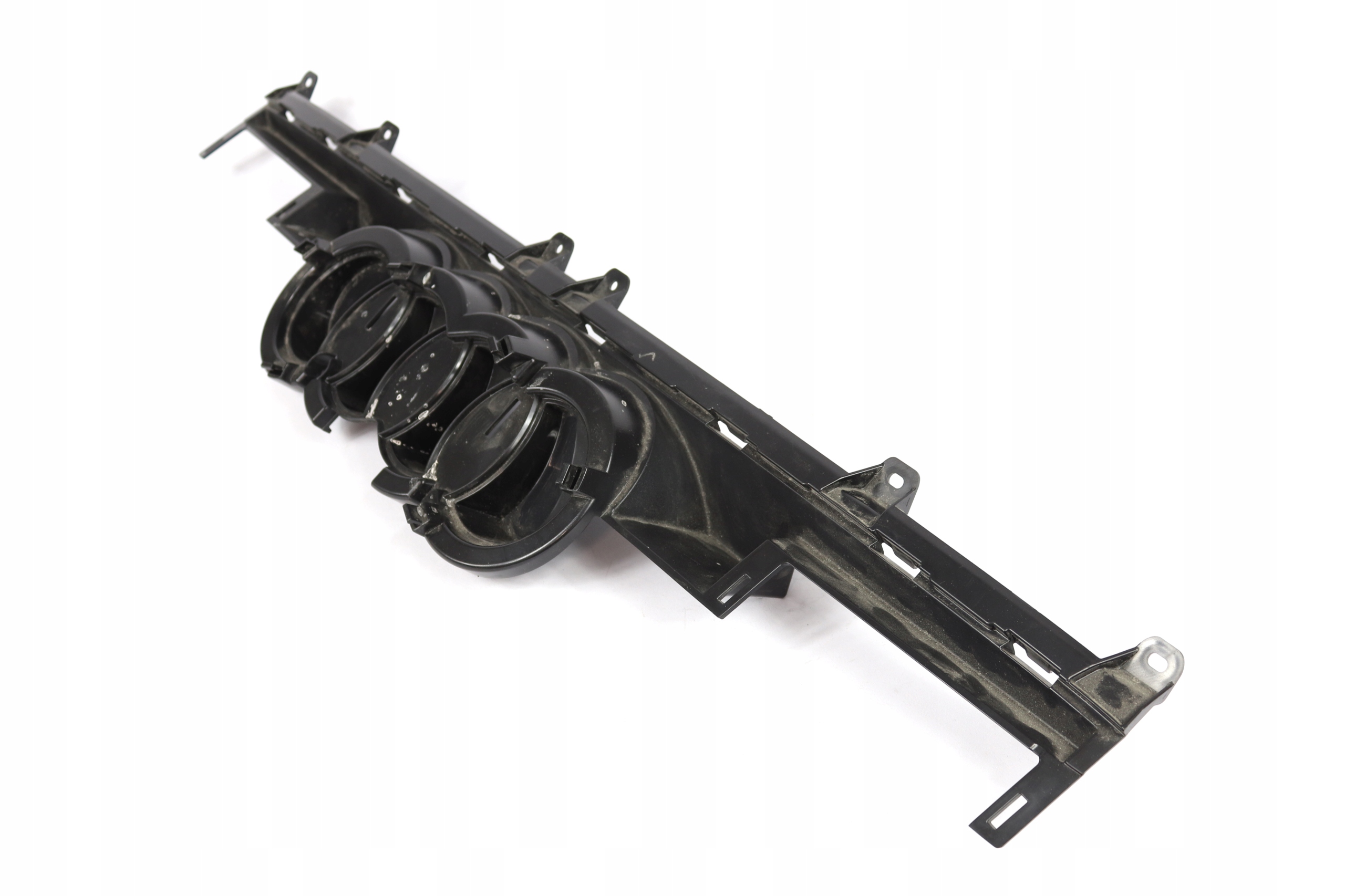 накладка Усилитель решетка радиатора Audi Q7