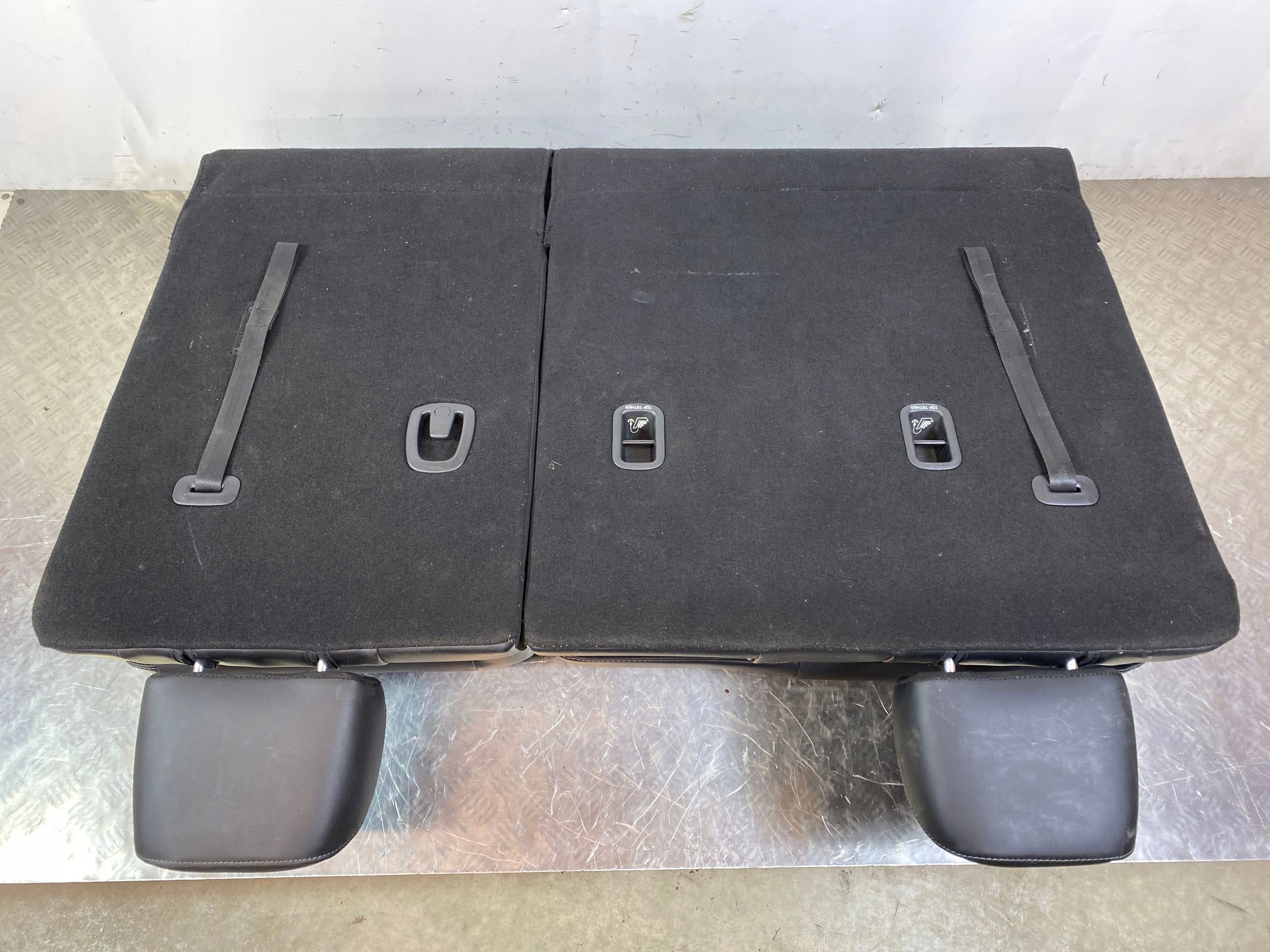 2022 kia TELLURIDE кресла третьей