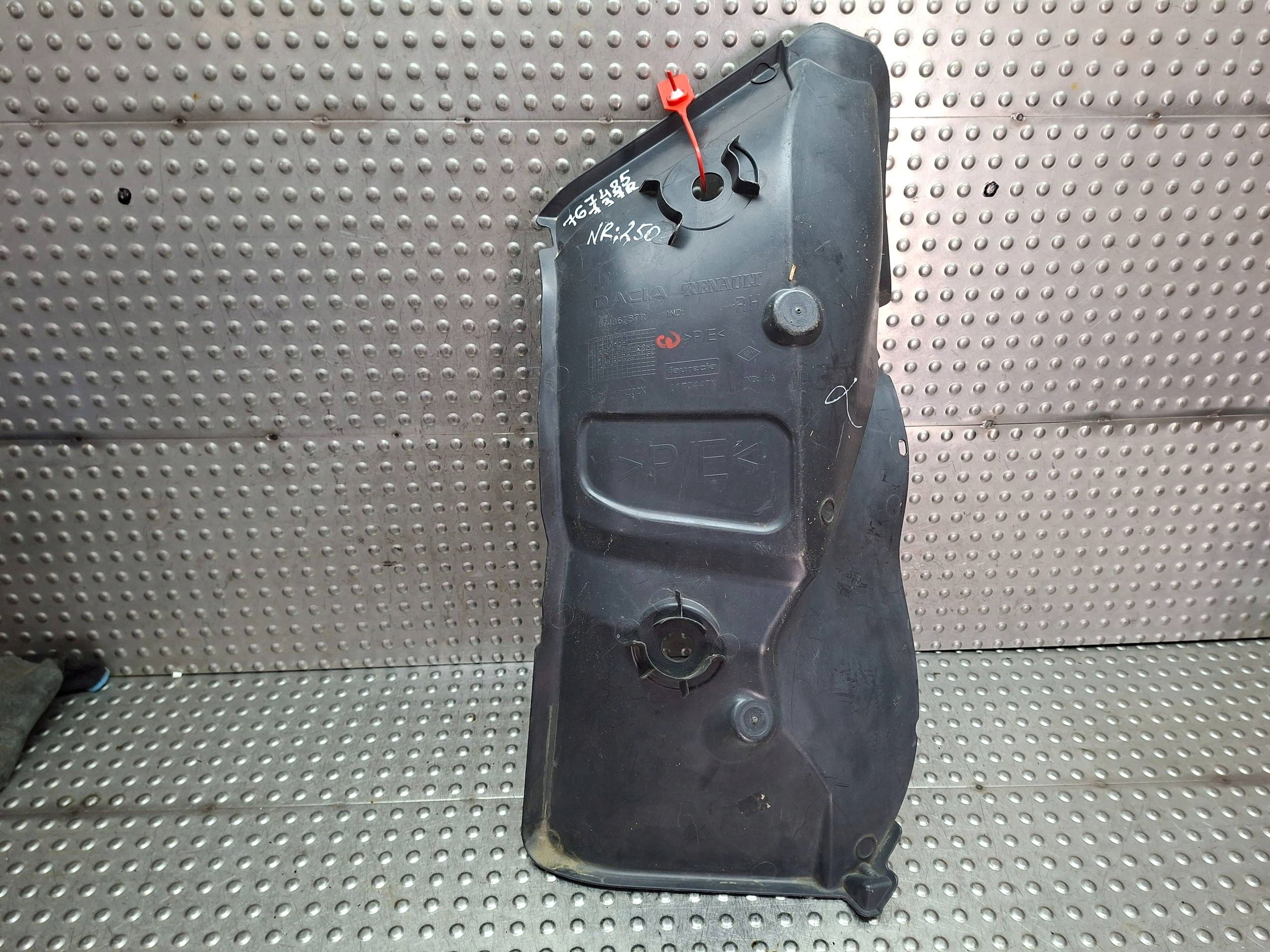 mudguard right rear part 767485737R DACIA LOGAN II MCV 2012
