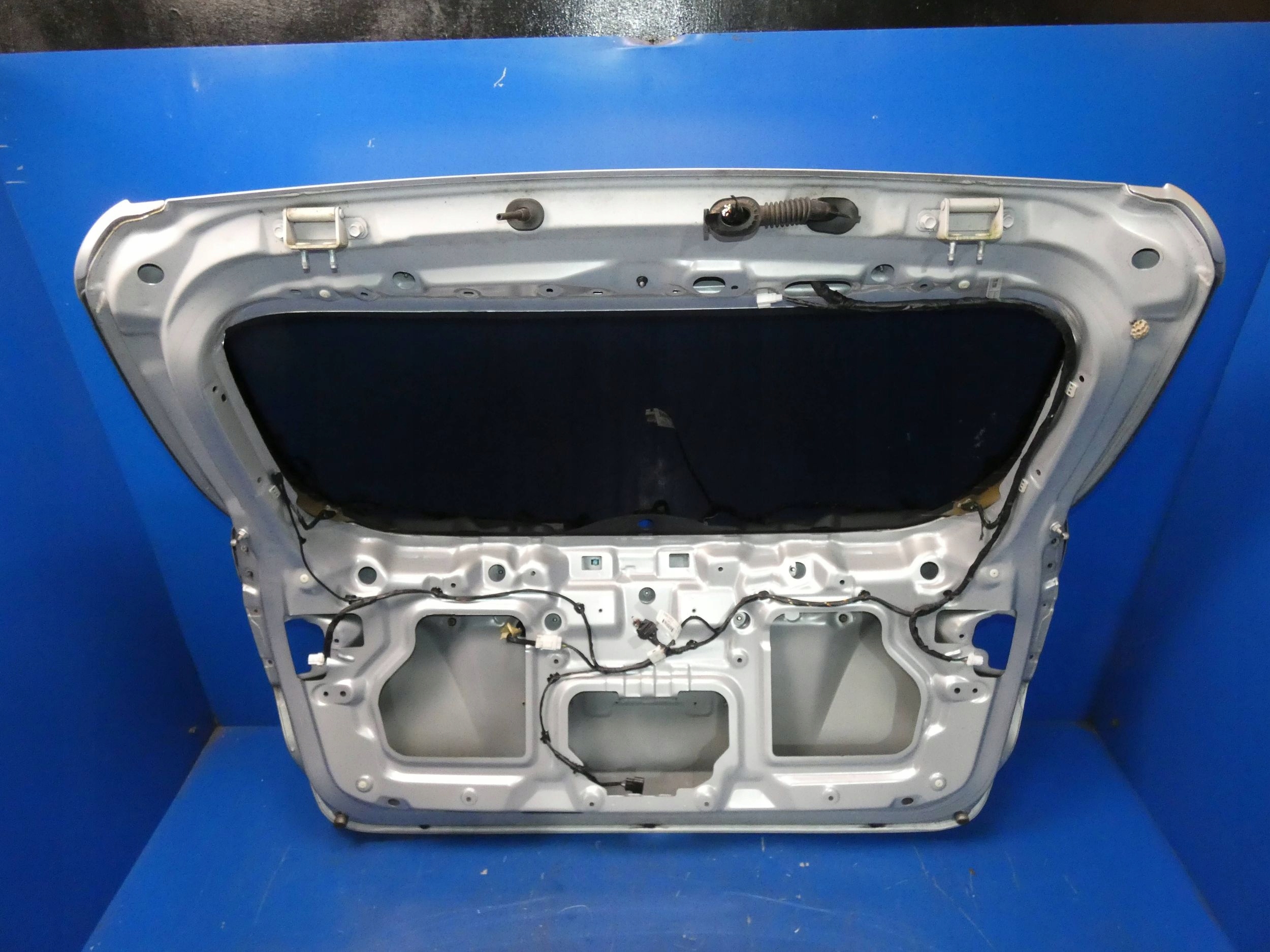 HYUNDAI IX35 trunk door boot window cap