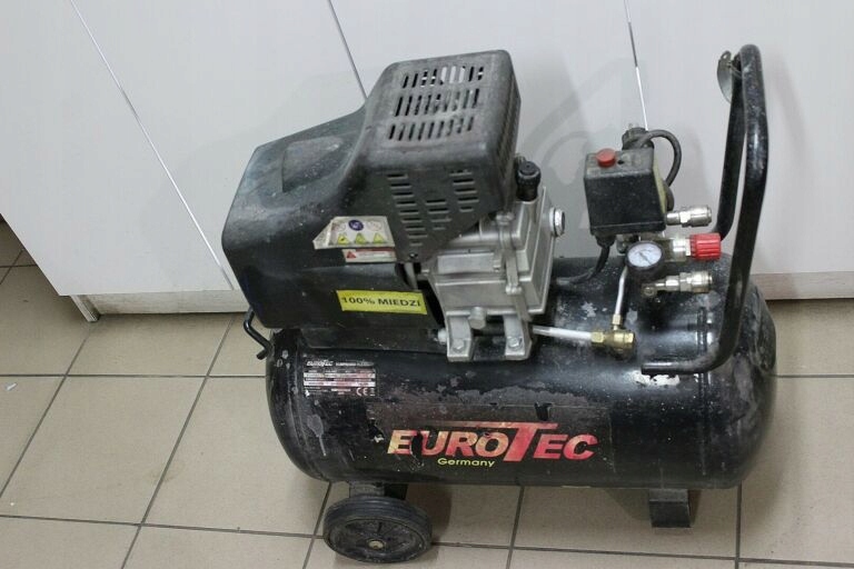 KOMPRESOR OLEJOWY 50L, 230V