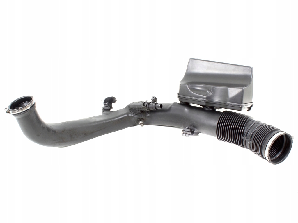 ВОЗДУХОЗАБОРНИК VOLVO 2.0 D 31319049