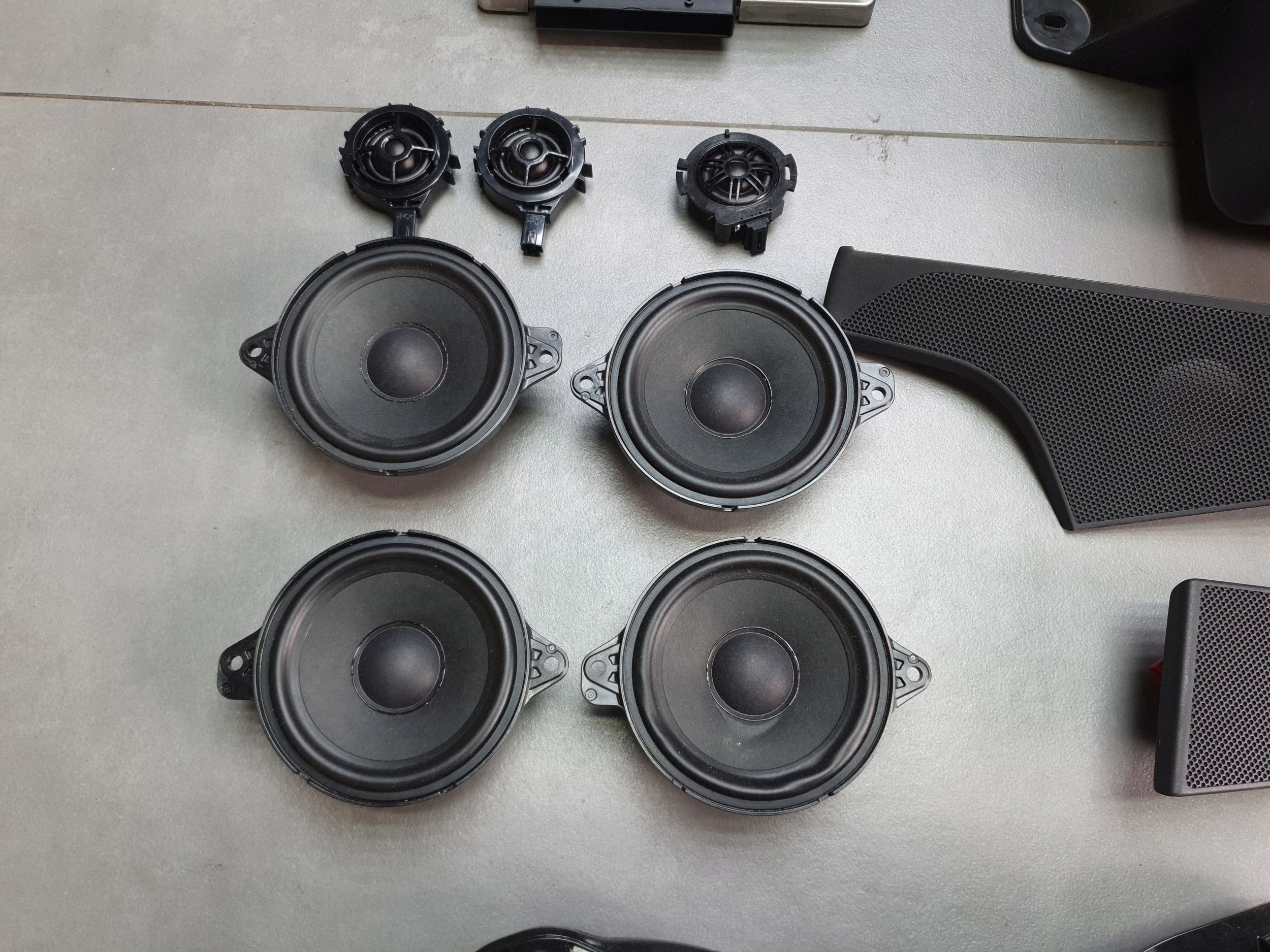 Audi SQ6 e-tron satz audio bang&OLUFSEN 8Y0035465A 85E035382A
