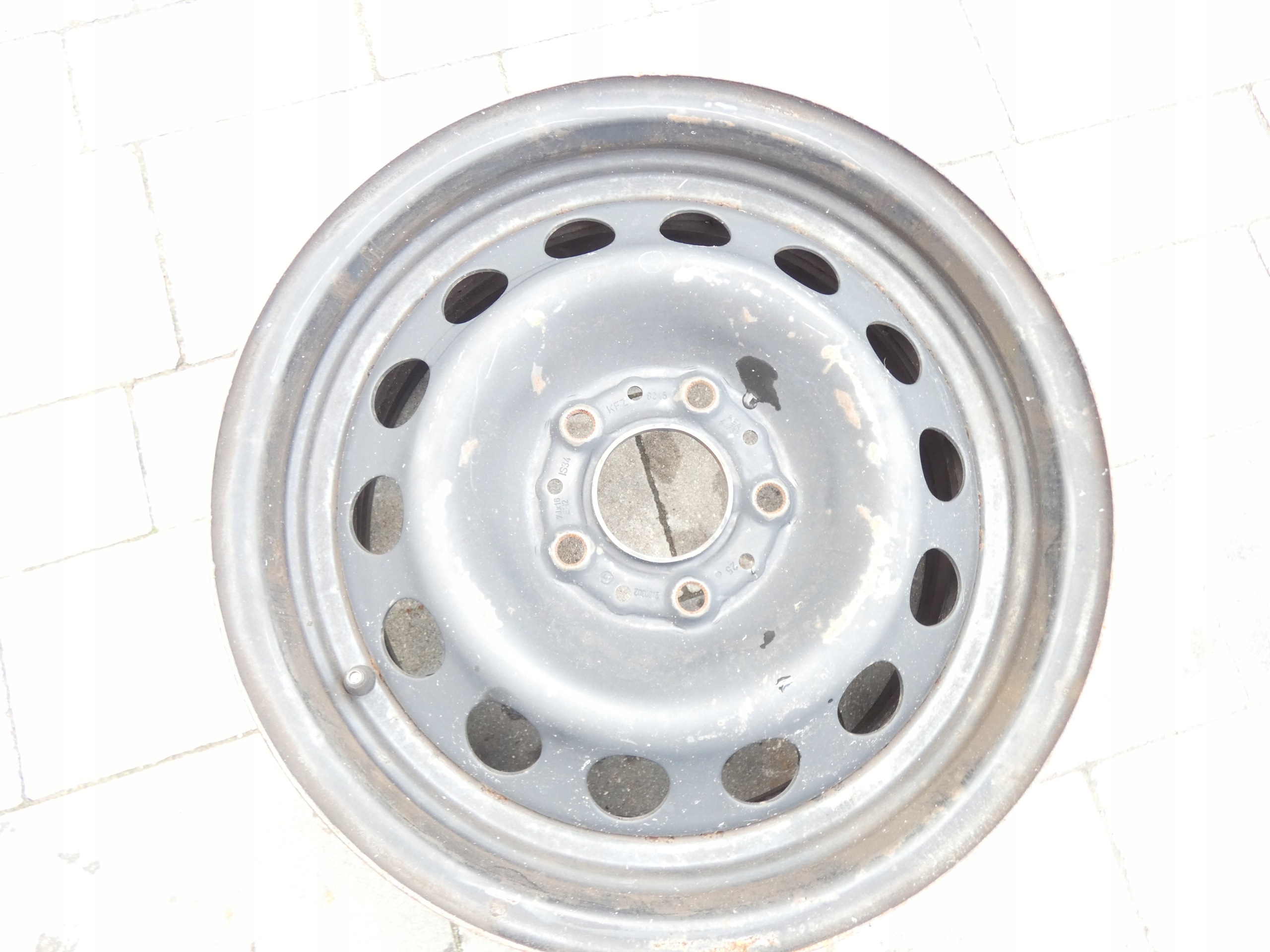 disk STALOWA BMW E90 E91 16" ET34 7JX16 5X120 2160302
