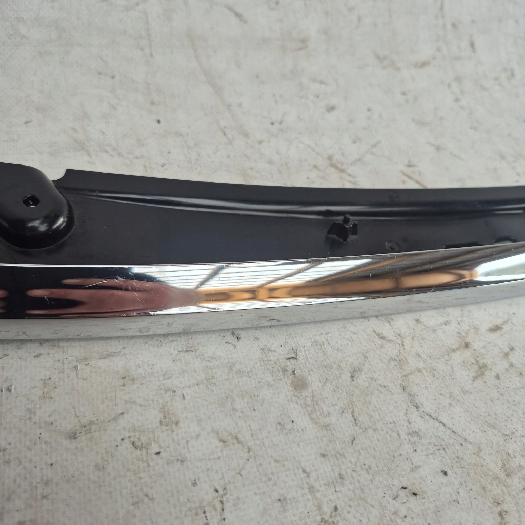 VW PASSAT B8 3G0 moulding CHROM below LAMPE right right 3G0941120