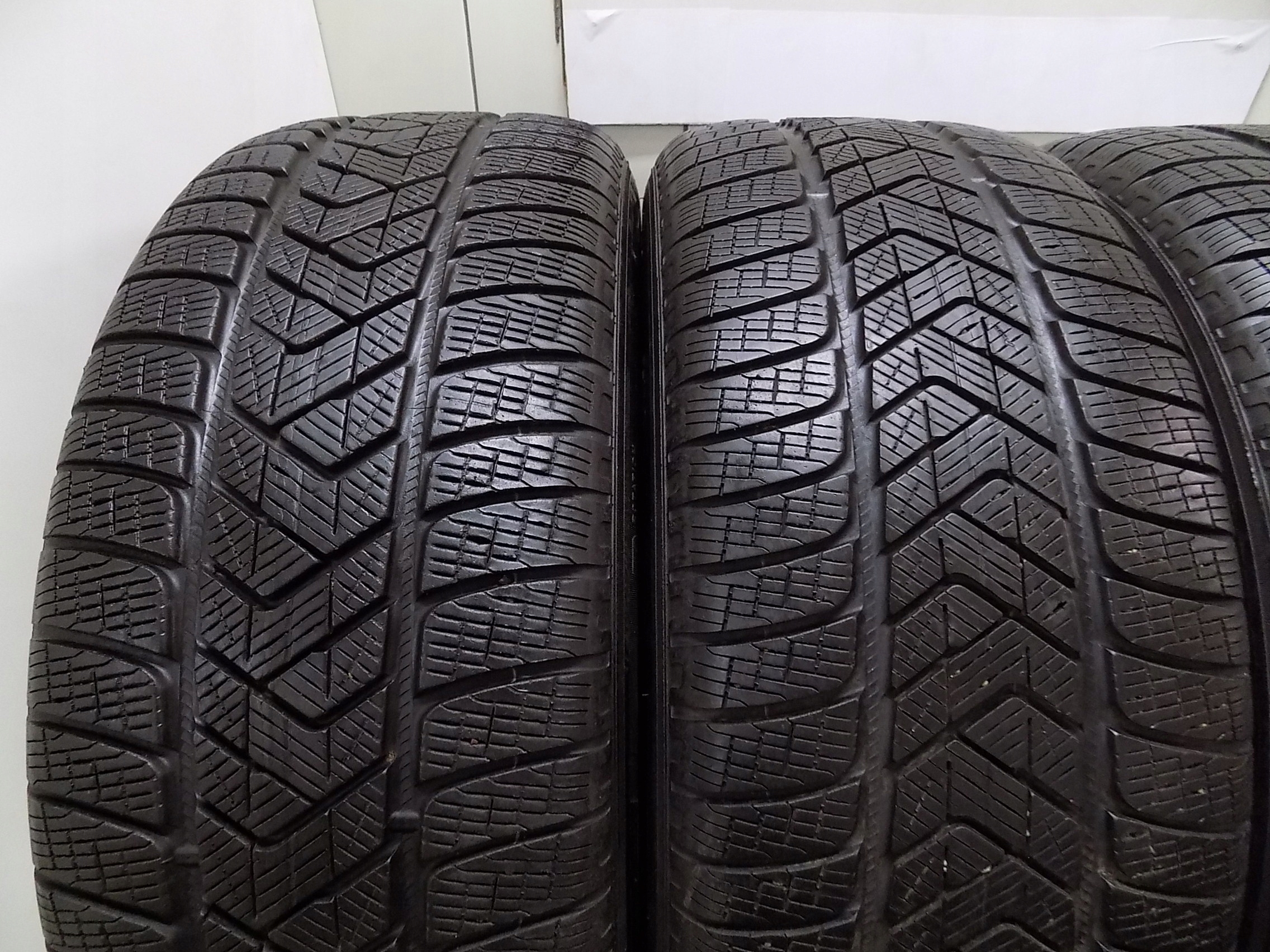 4X PIRELLI SCORPION WINTER_255 / 60R18_F-НДС