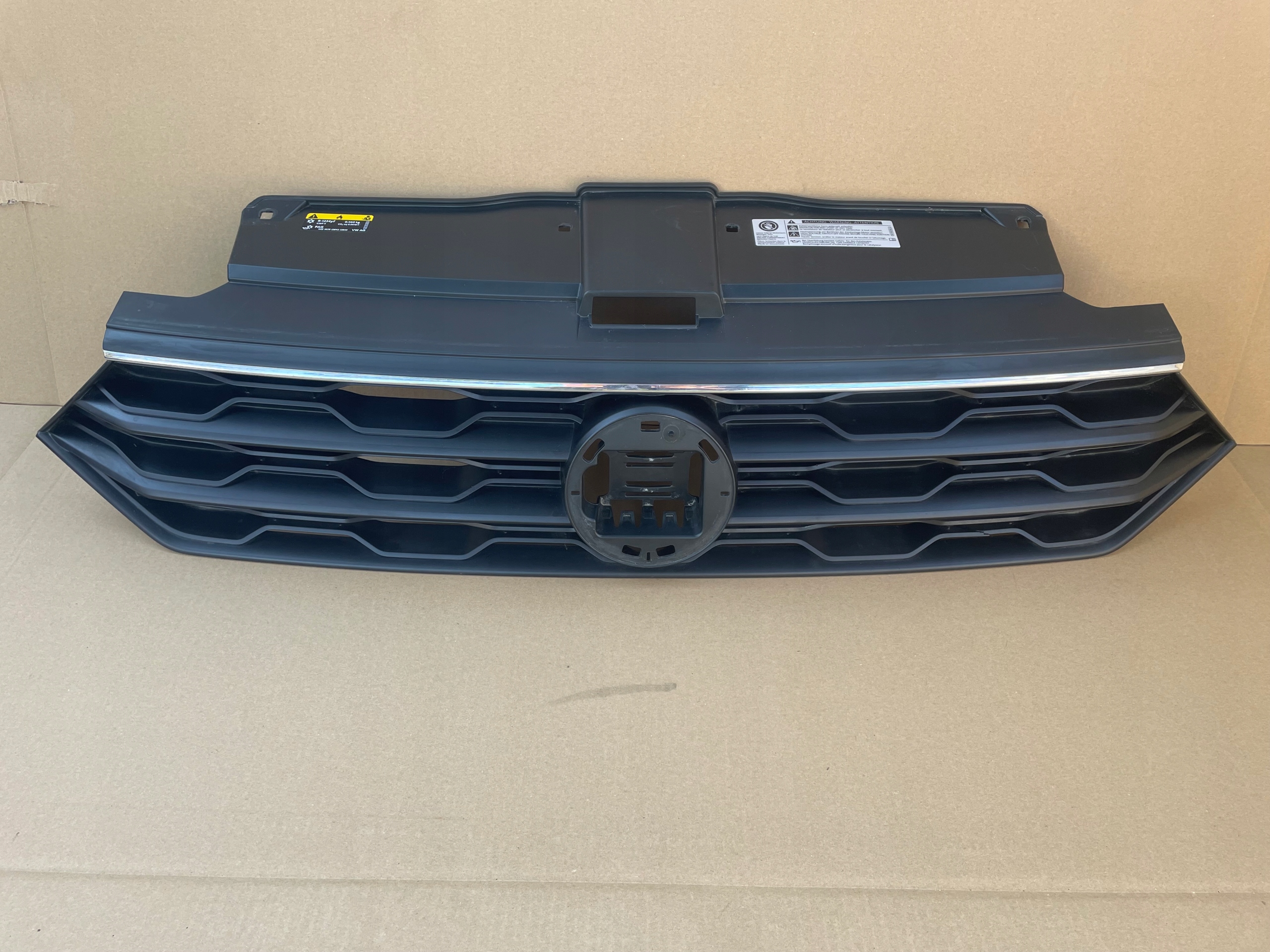 VOLKSWAGEN T-ROC GRILL ATRAPA