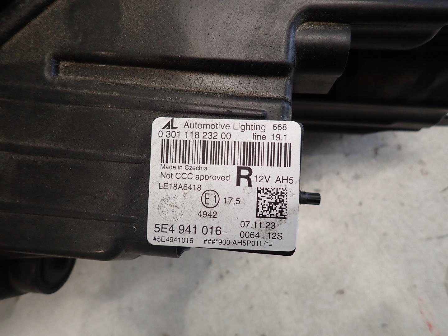 light front front right SKODA OCTAVIA IV 2020- FULL LED 5E4941016