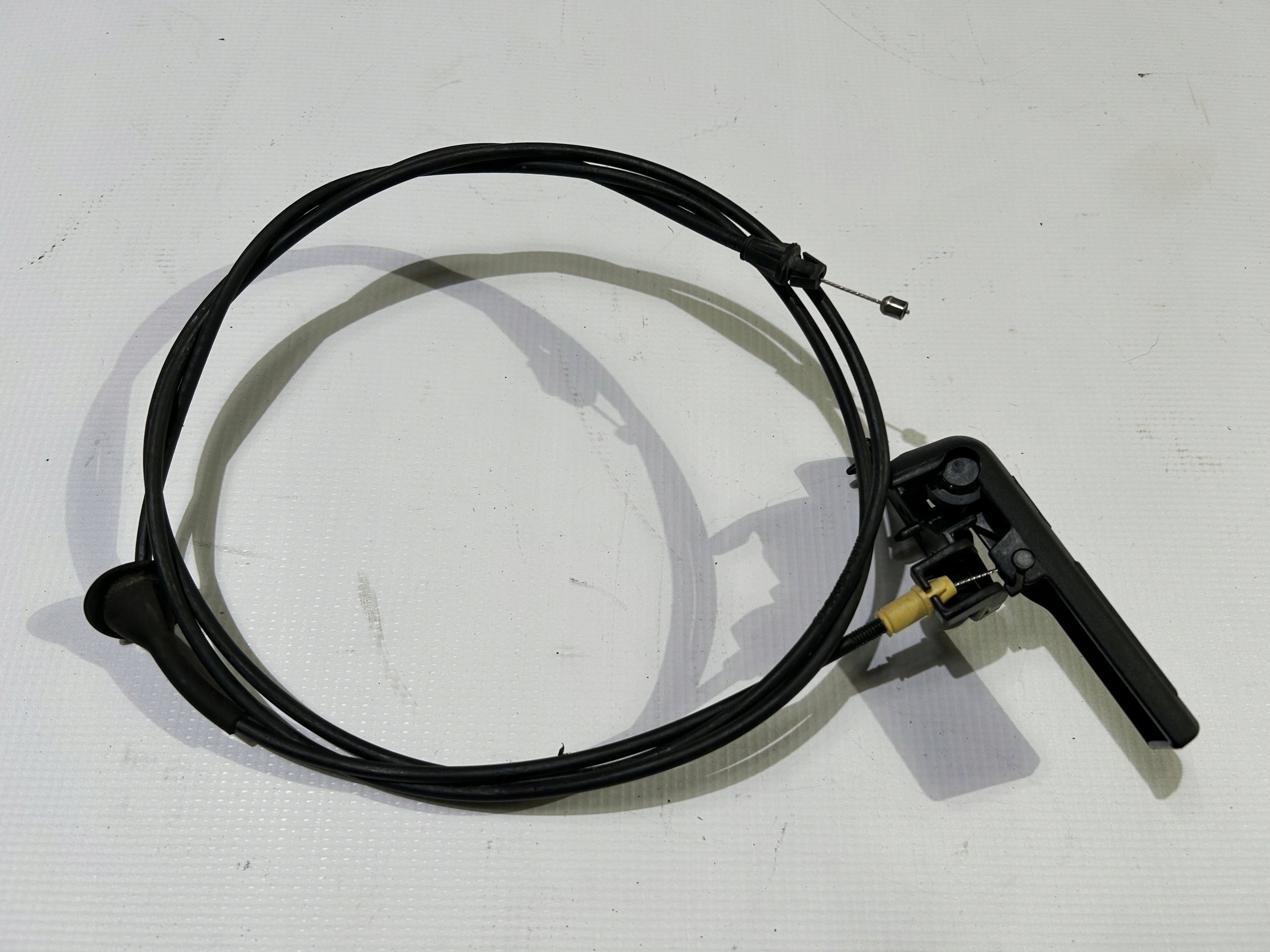 Câble Levier pour l’ouverture du capot Ford Flex 2013r