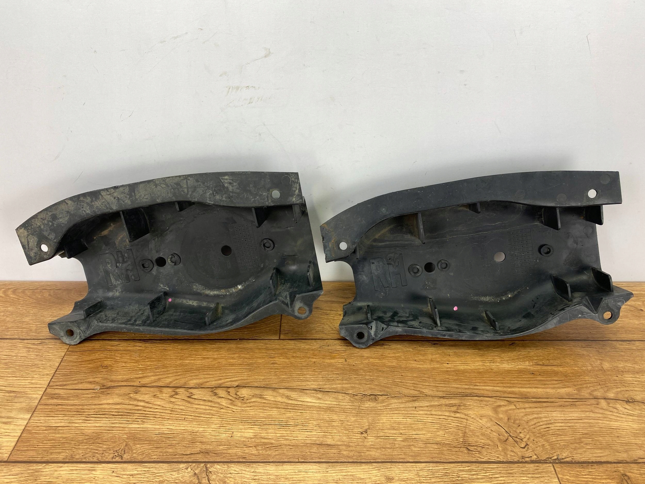 Blende Abdeckung Unterfahrschutz hinten des Querlenkers Chevrolet Camaro 2016+
