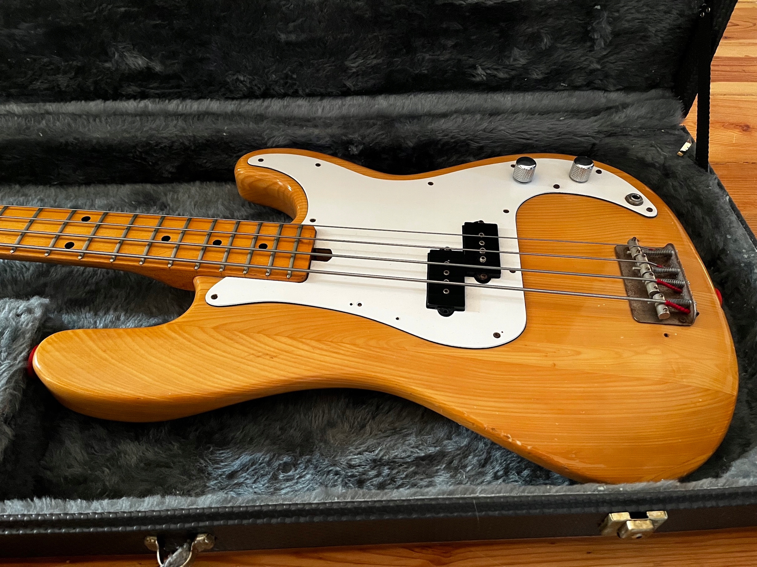 GITARA BASOWA SATELLITE JAPAN !!! Kod producenta SATELLITE PRECISION BASS