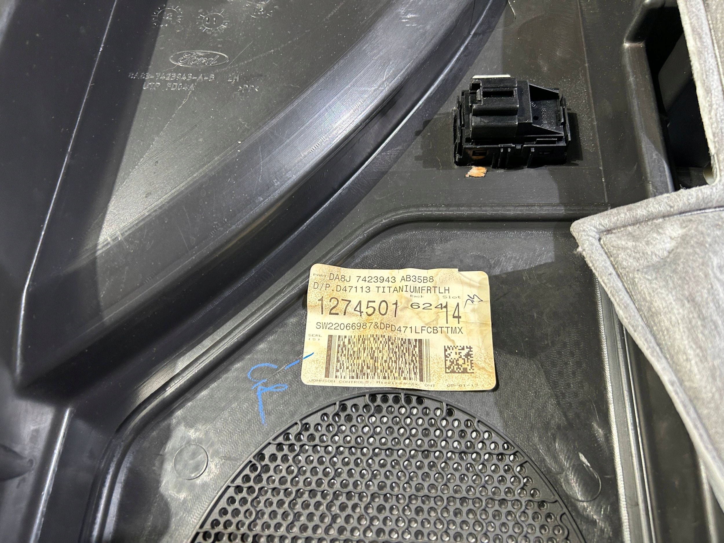 side upholstery door of left front przednich Ford FLEX 2013r