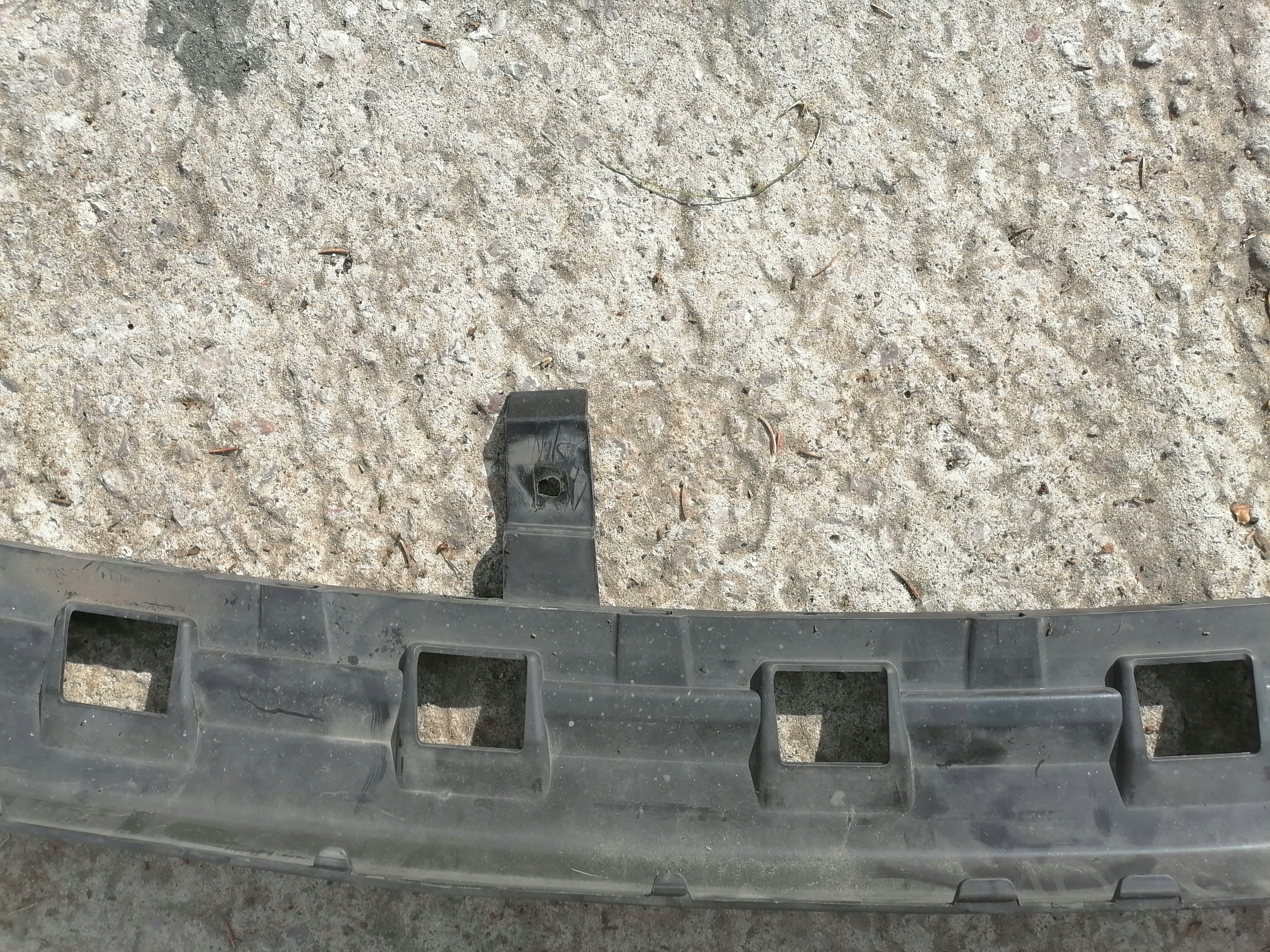 HYUNDAI TUCSON bumper front lower 86512-D7100