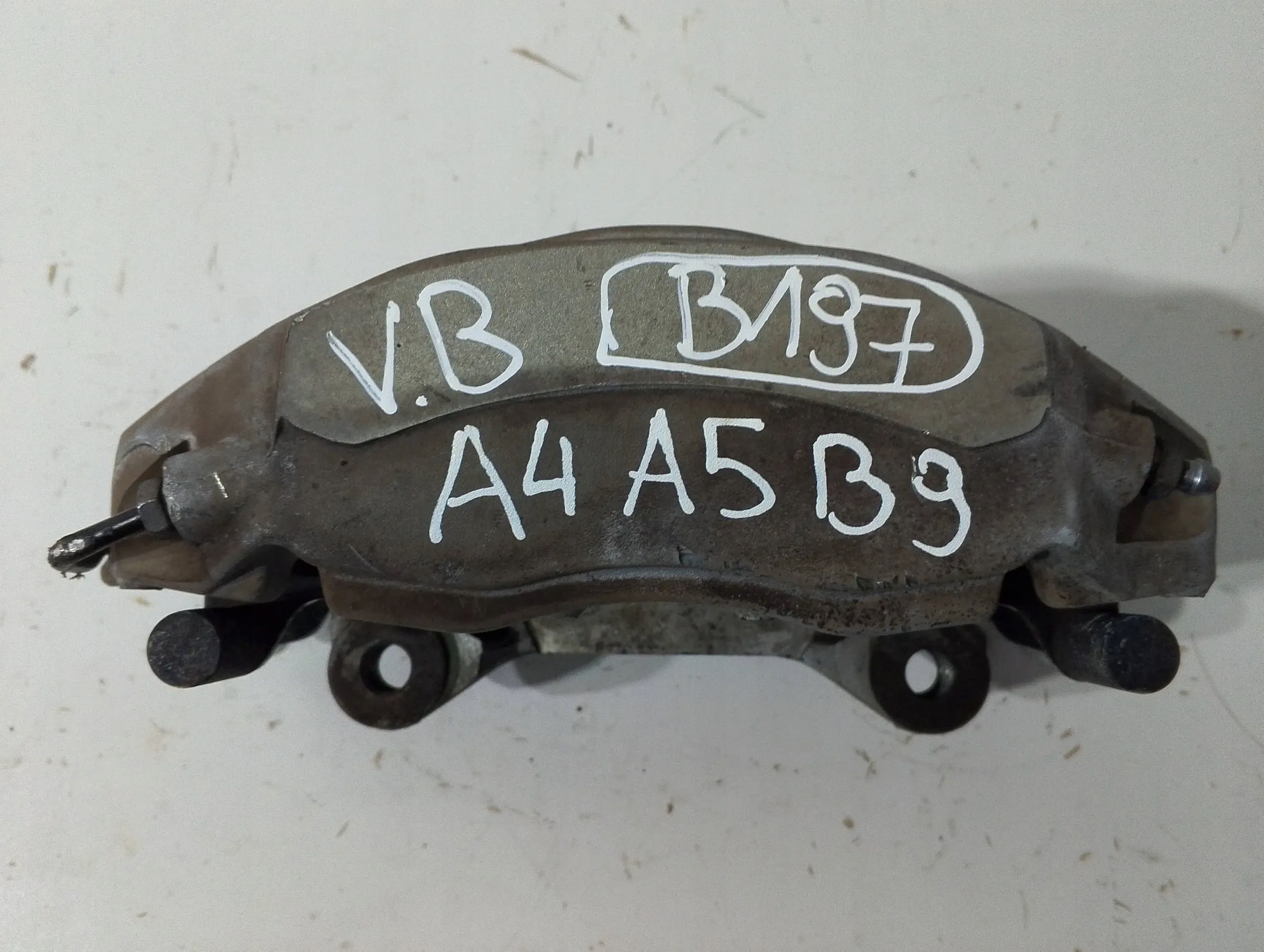Audi A4 A5 B9 caliper brake front right ACF002 (B197)