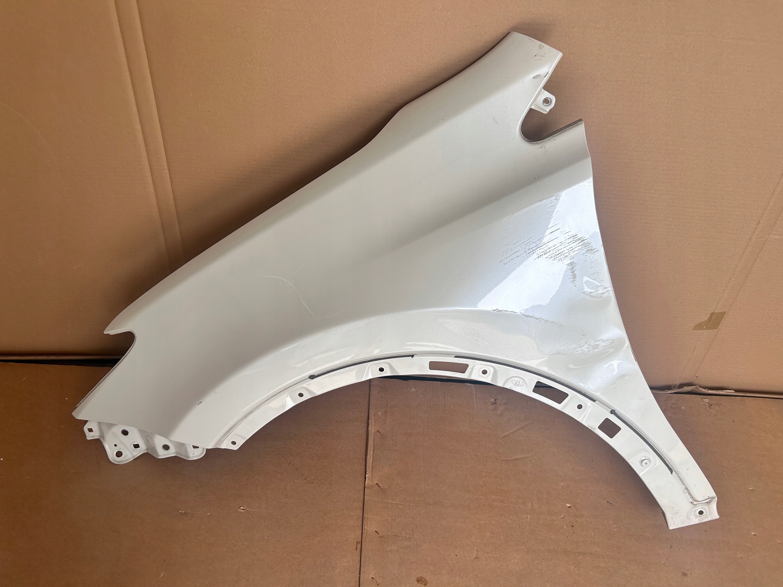 fender front left TOYOTA RAV4 IV