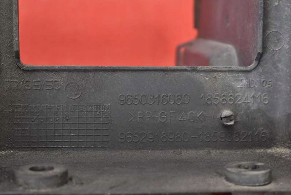 support panel for radiators pillar 9650316080 CITROEN C4 1 and 1.6 HDI 110 KM 04-08