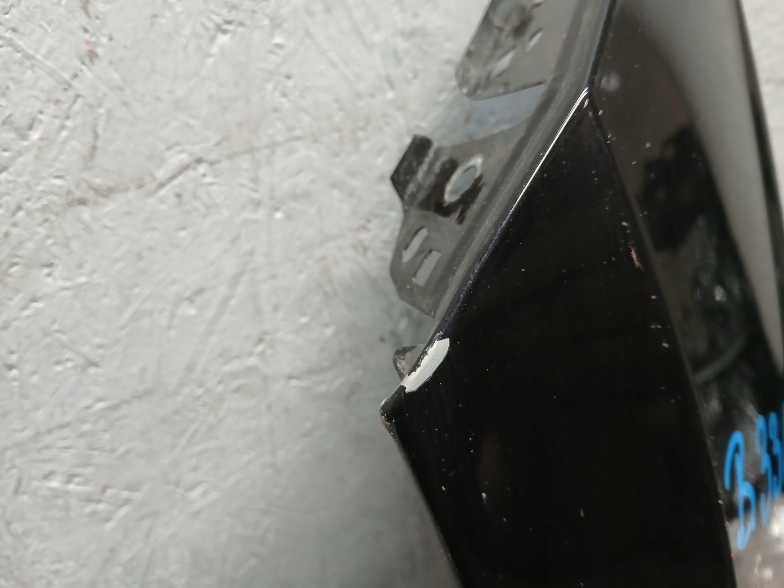 fender front left SKODA ENYAQ