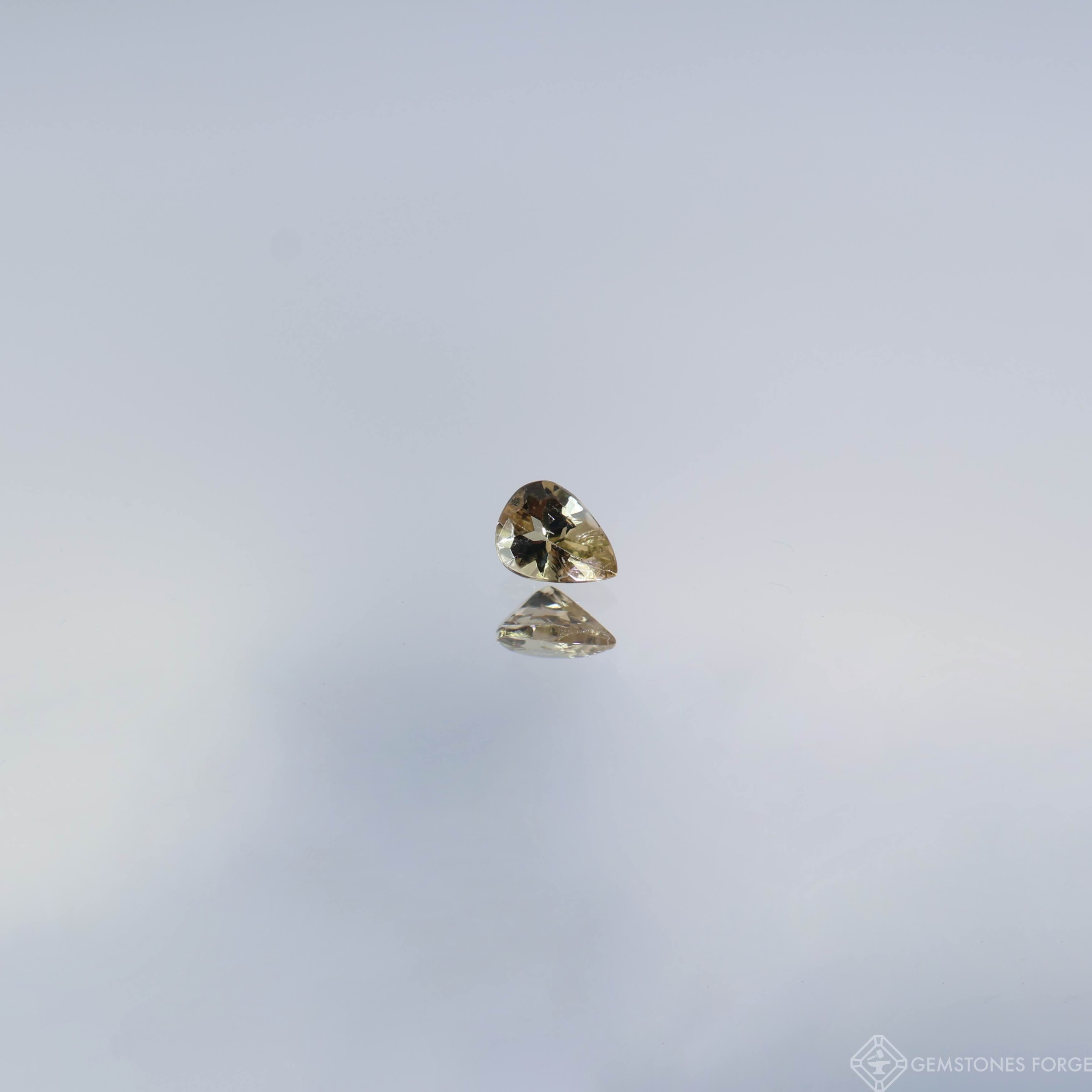 Přírodní nevyhřívaný Tanzanit, brus Pear, 4 x 3 mm