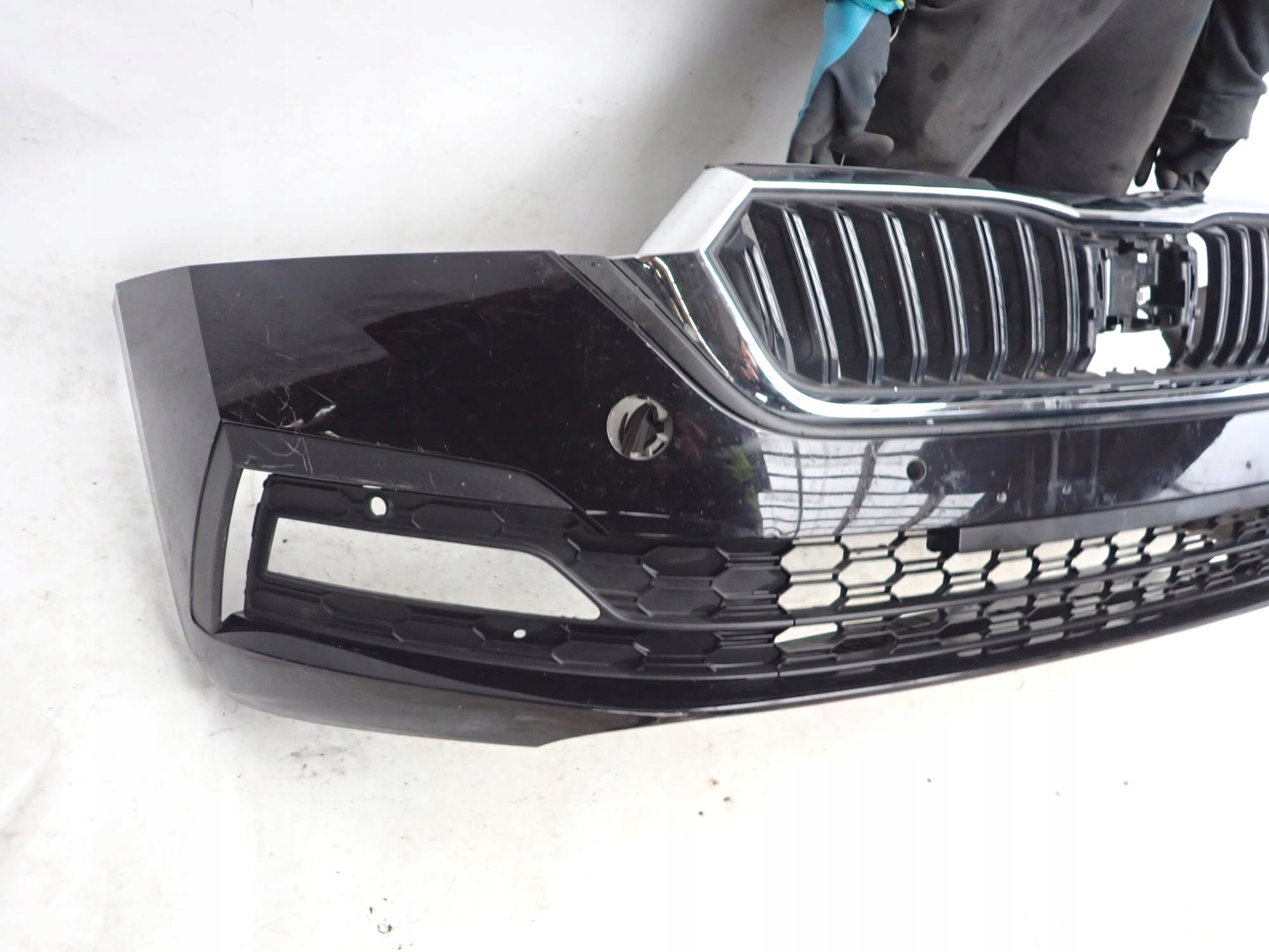 SKODA OCTAVIA IV 4 19-24 bumper front front PDC