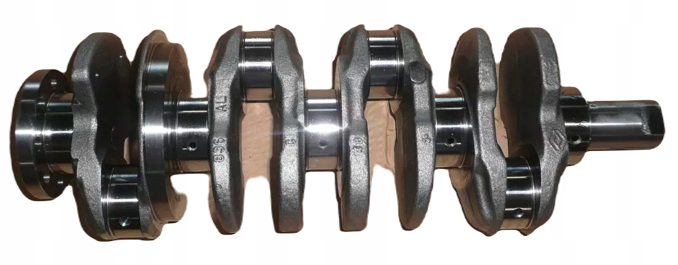 WAŁ KORBOWY RENAULT 2.3 DCI 122013973R