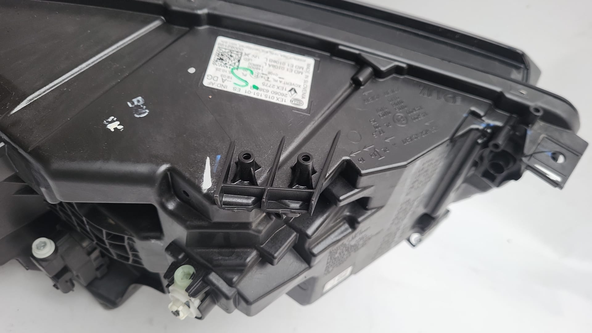 RENAULT AUSTRAL 22- FULL LED left front front LED PURE VISION 260606388R