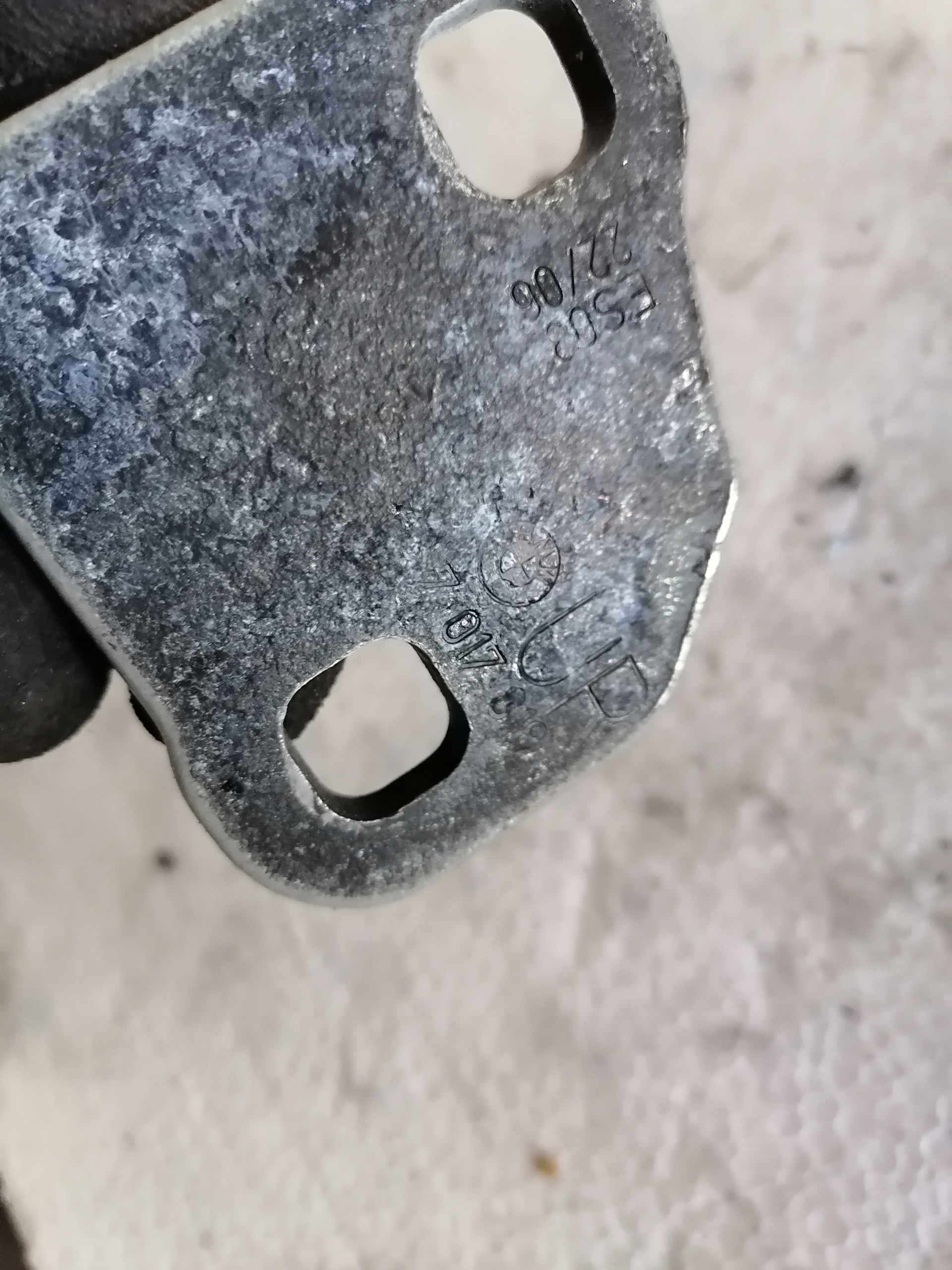 BMW E65 E66 hinges PRAWYCH door front 7017818