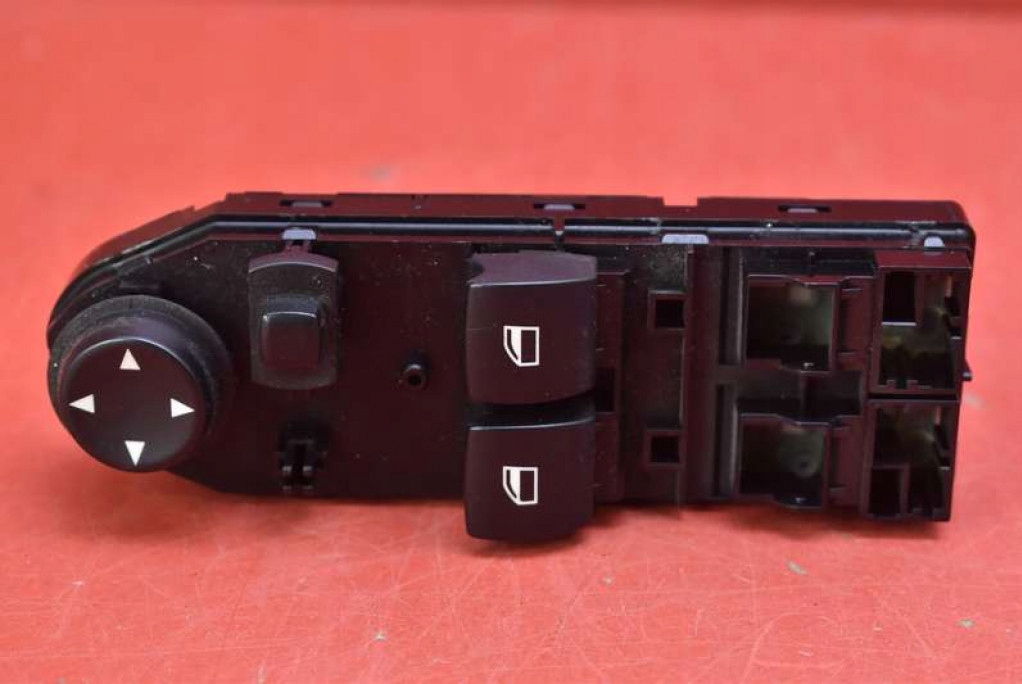 control panel of the window USA 8029909 BMW E63 03-07