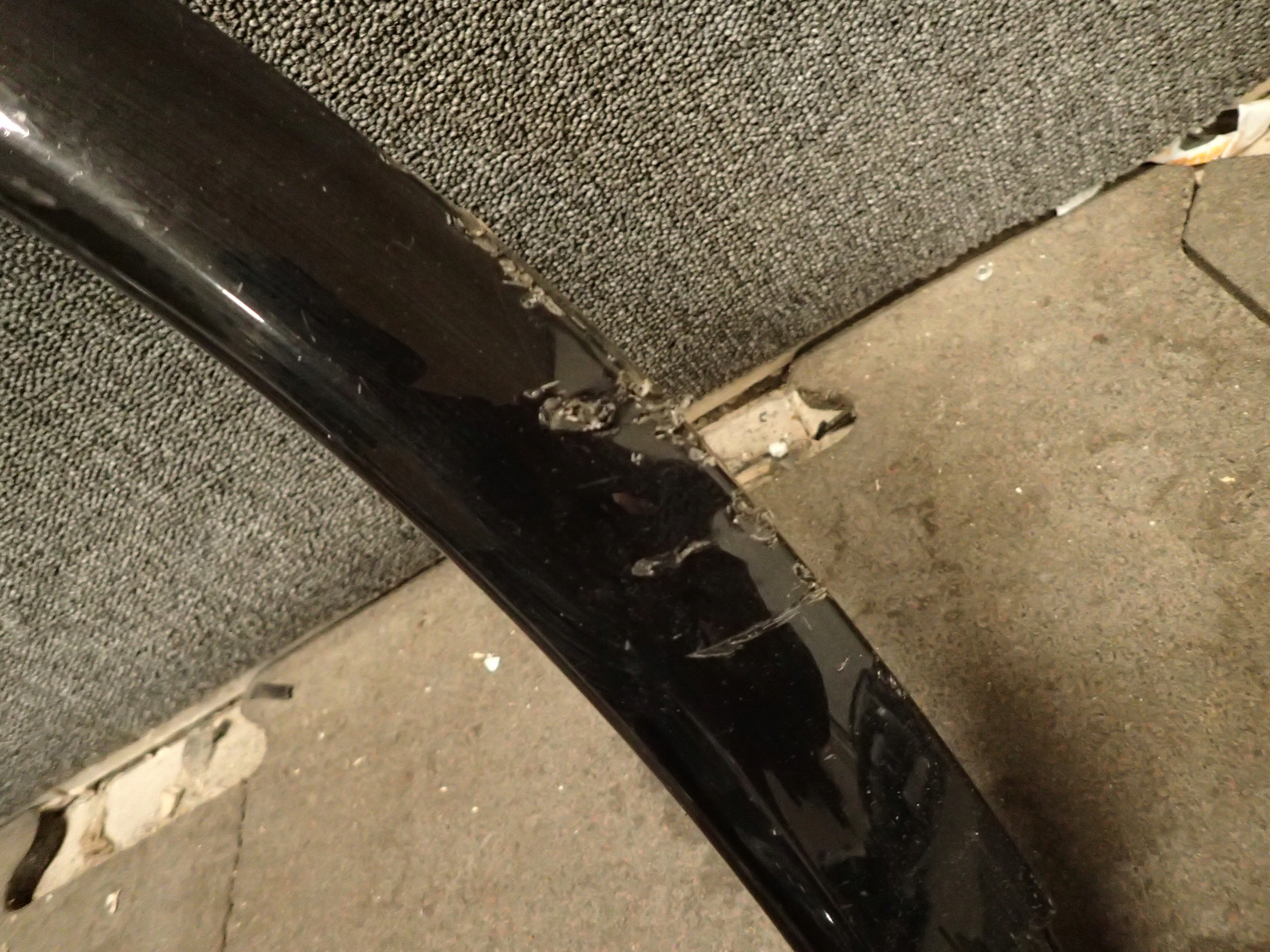 cap moulding fender right rear part PORSCHE CAYENNE