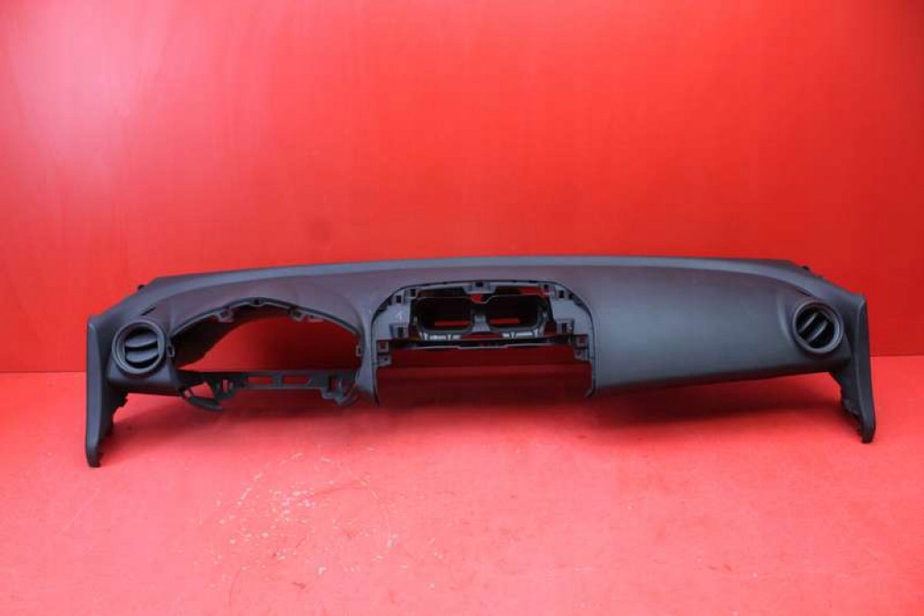 dashboard instrument panel console cockpit airbag EU TOYOTA RAV4 3 III 05-08