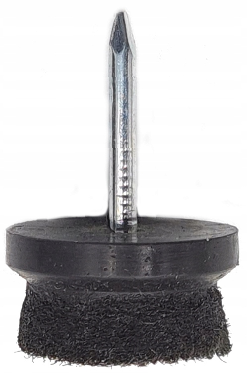 Klzák s klincom a plsťou, nábytková pätka