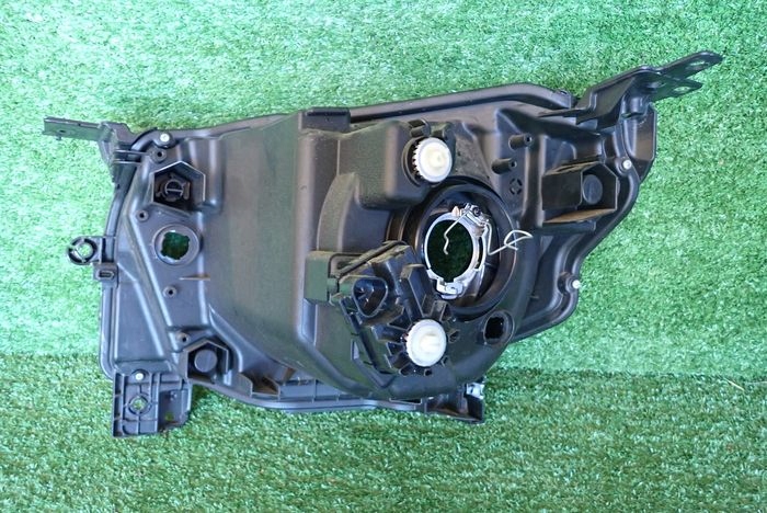 SUZUKI IGNIS 16- reflektor right light right